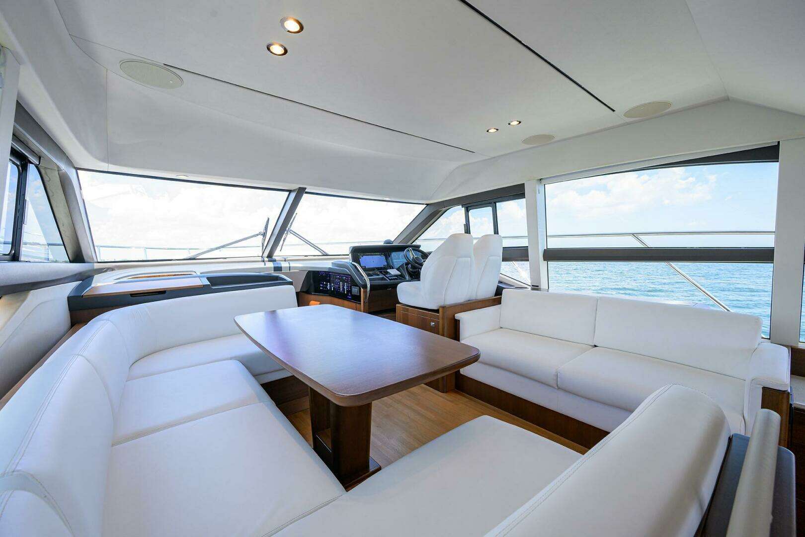 2018 Princess F49 - Image 44