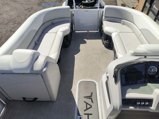 2025 Tahoe LTZ Entertainer 25 FT - 21
