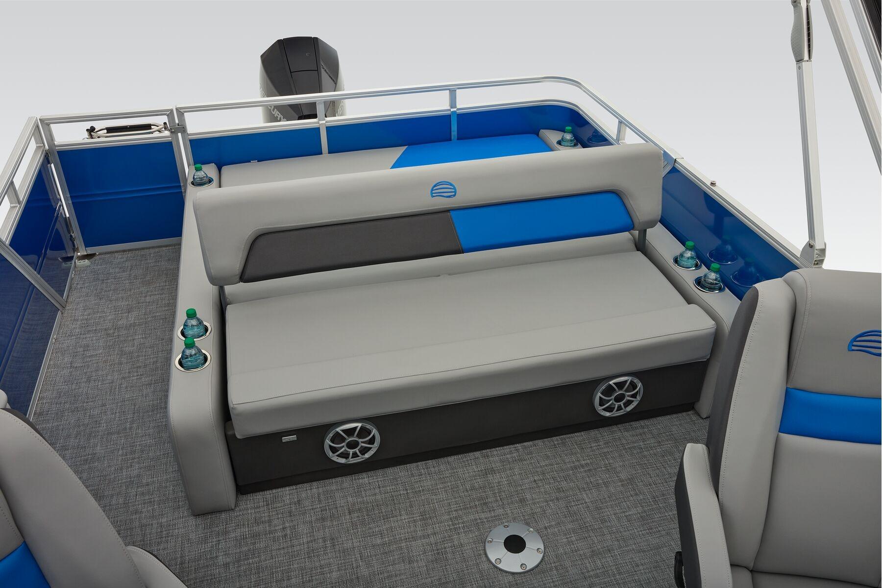 2026 Sun Tracker Party Barge 22 RF XP3 - 51