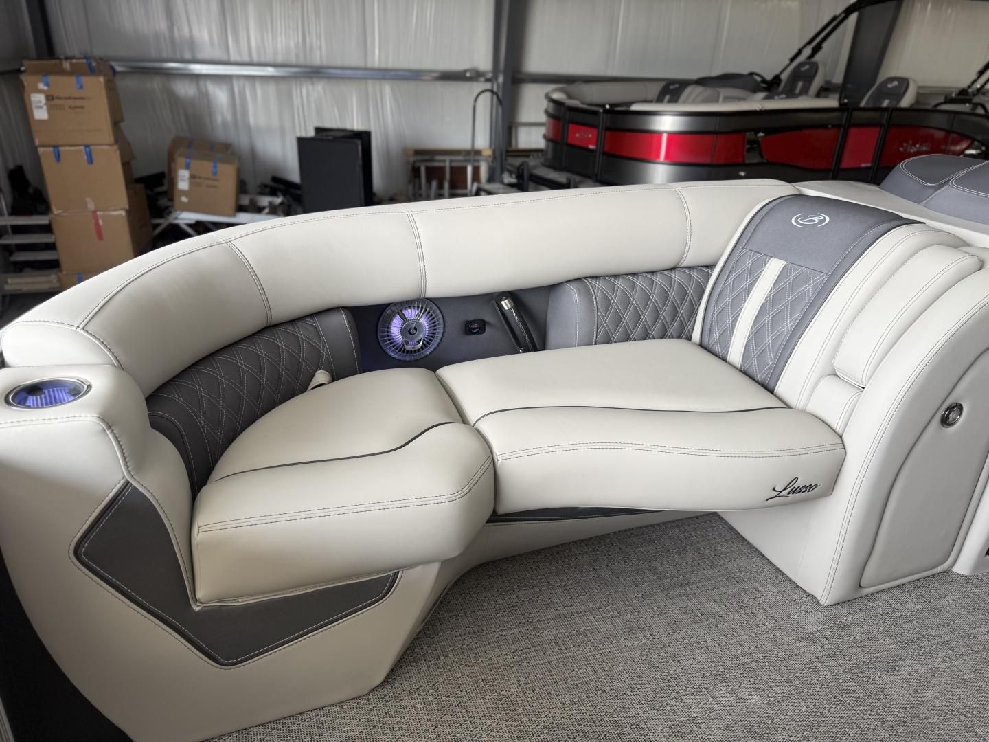2025 Barletta Lusso L23UC - 9