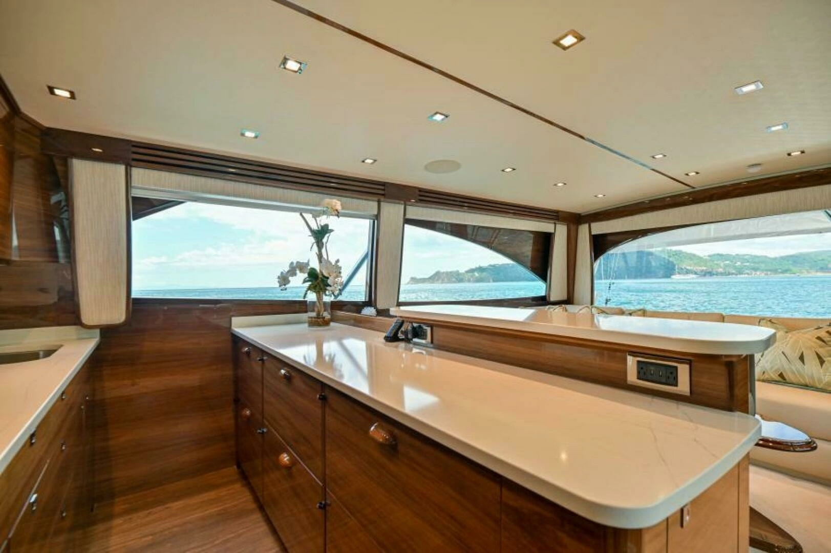 2023 Viking 64 Convertible - Image 14