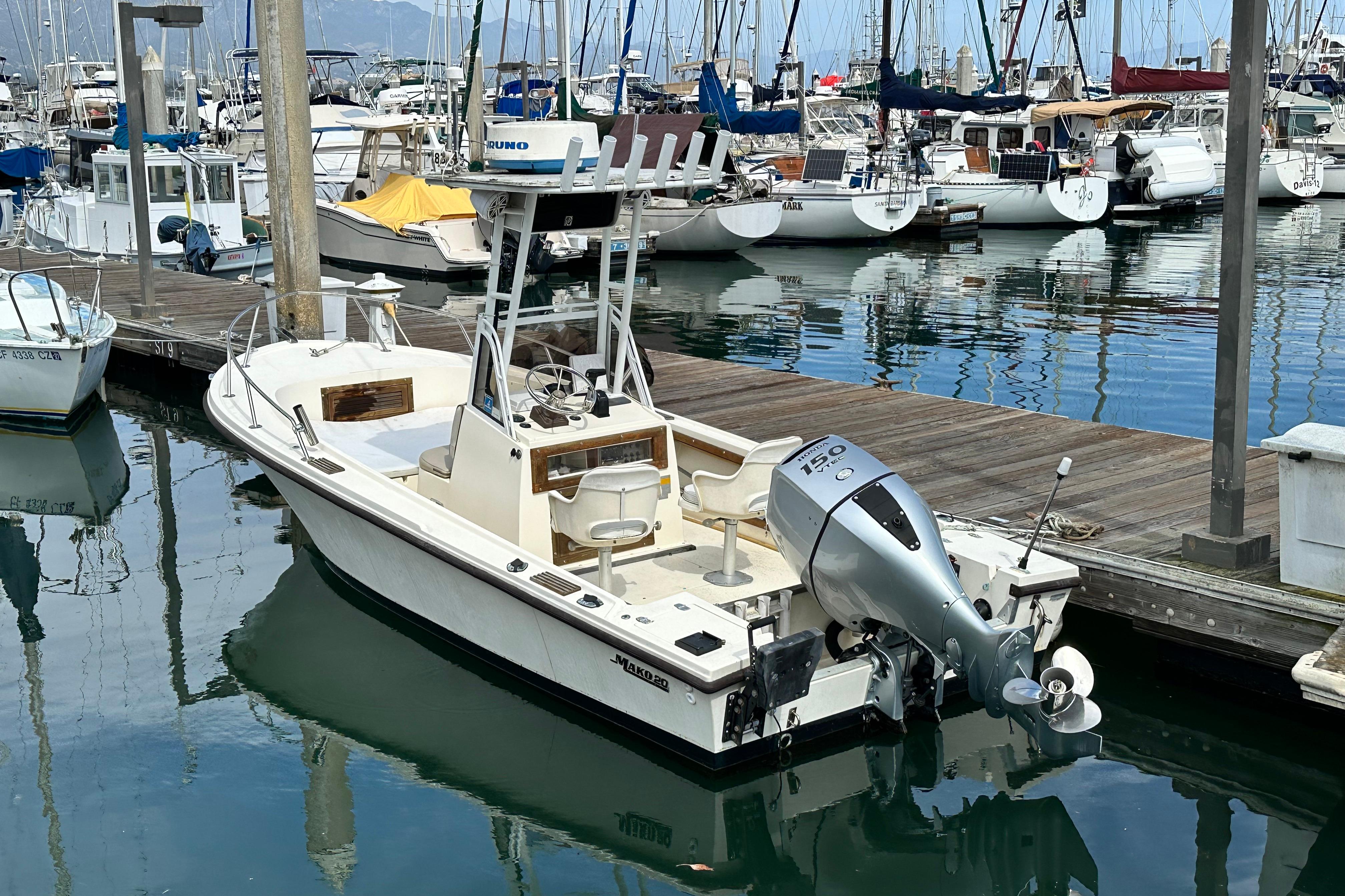 1988 Mako 20 Center Console