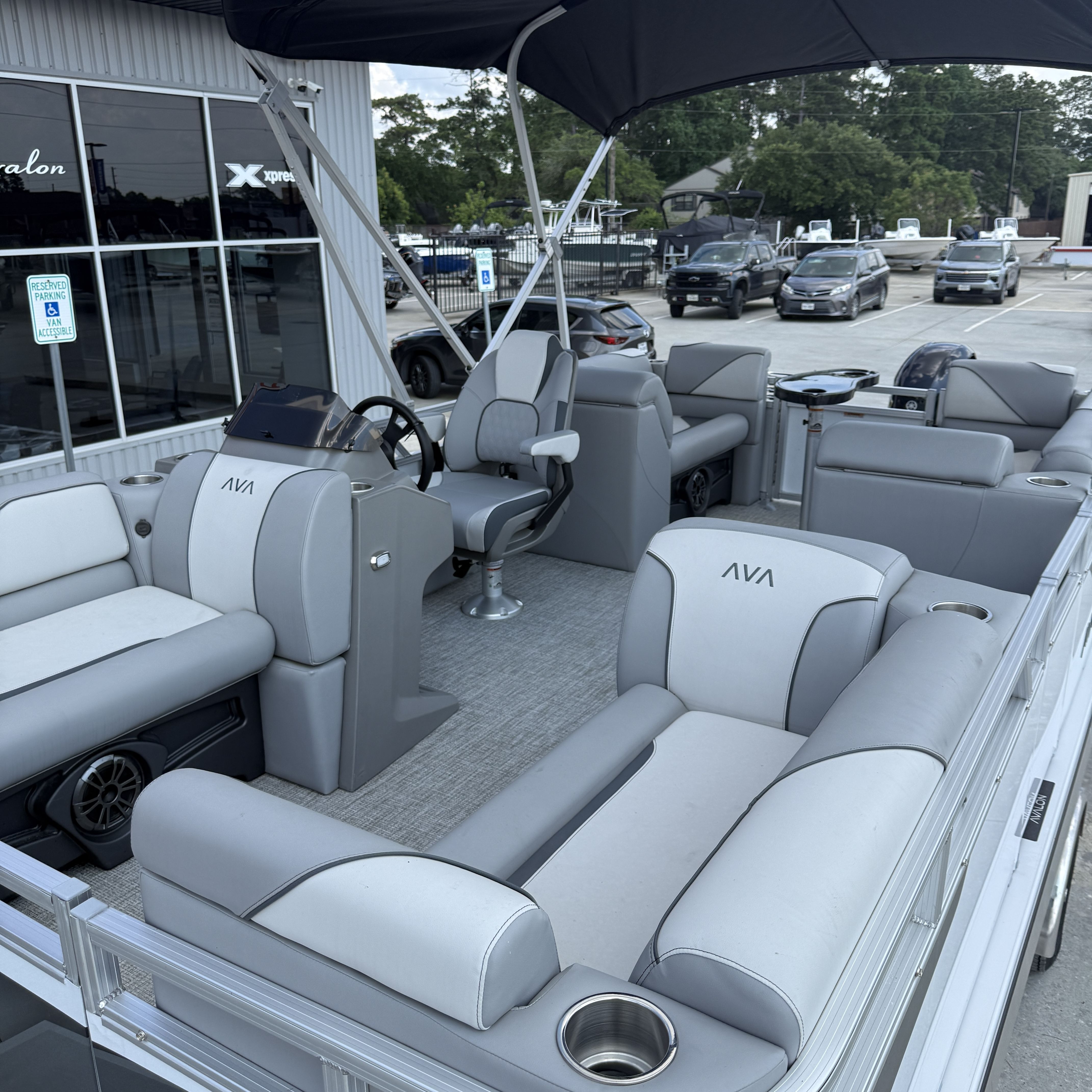 2026 Avalon Venture Quad Lounge - 19' - 10