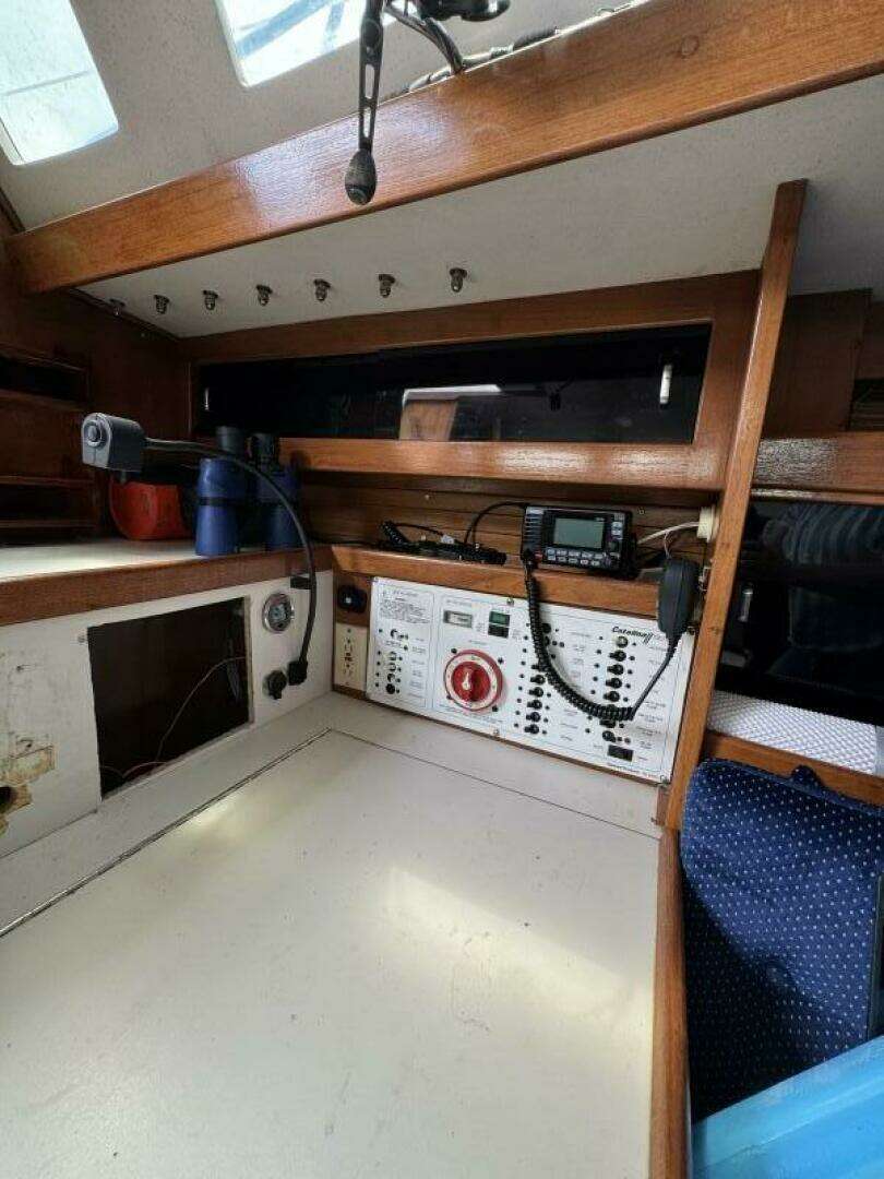 1992 Catalina — - Image 21