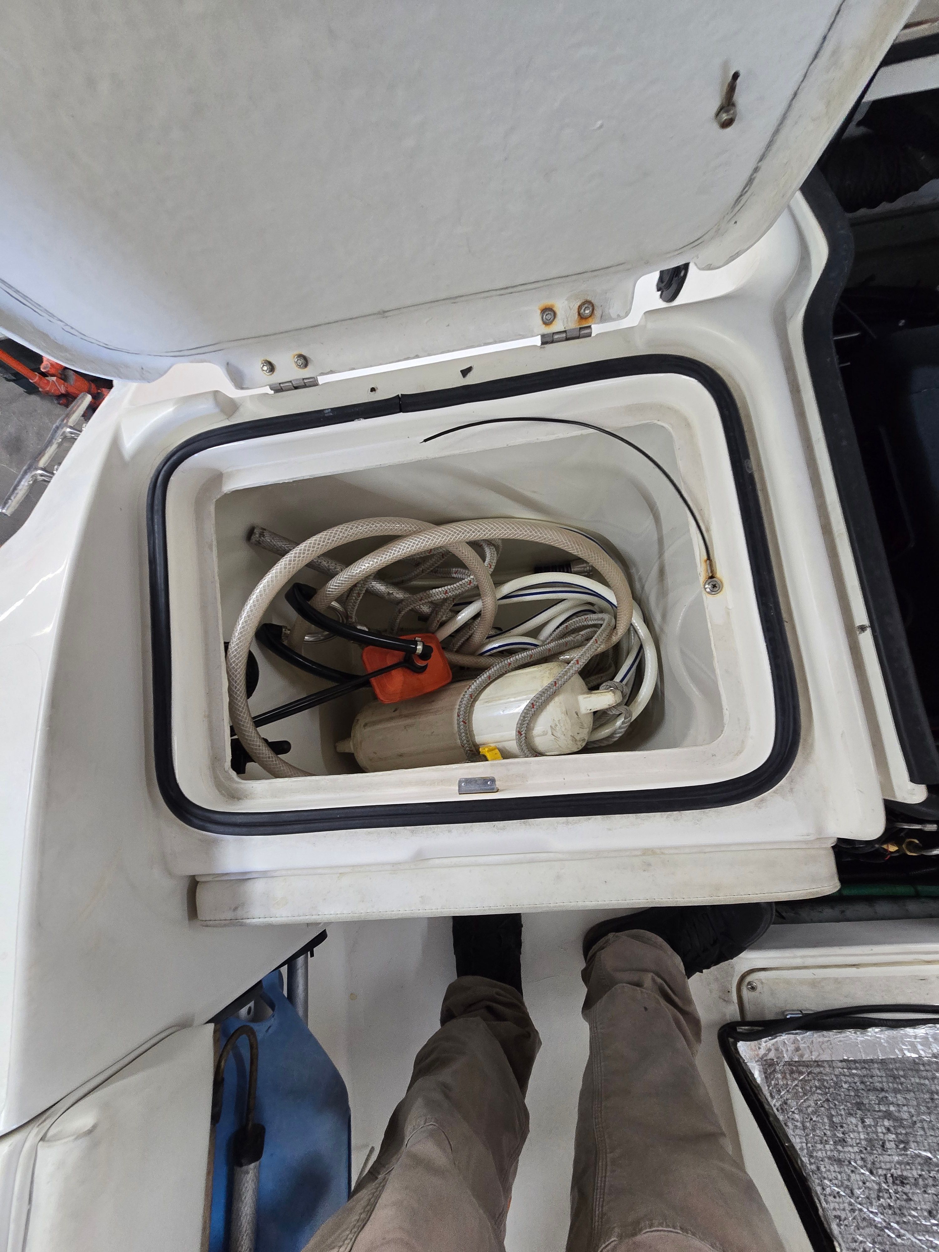 2001 Seaswirl Striper 2301 - 12