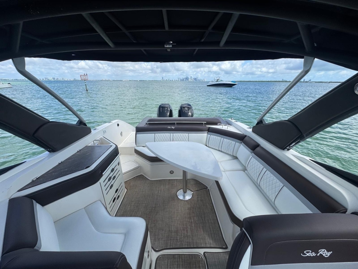 2017 Sea Ray — - Image 6