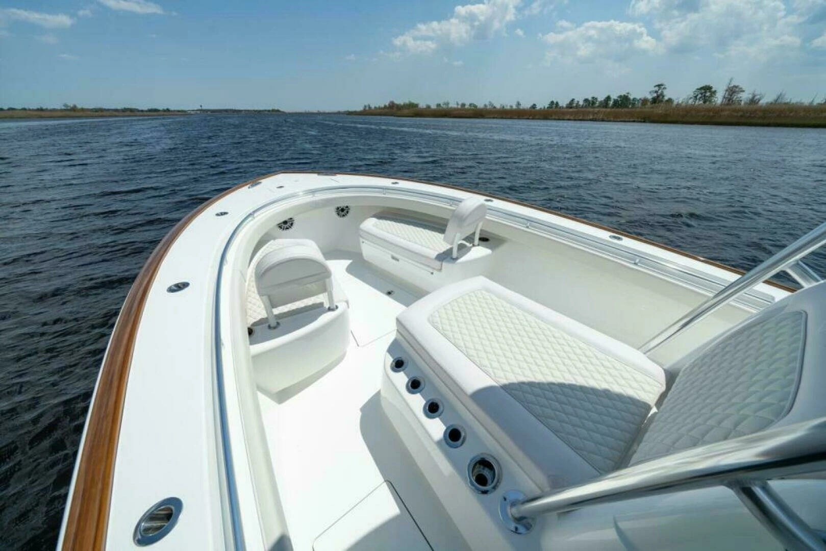 2025 Valhalla Boatworks V-29 Hybrid - Image 10