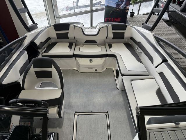 2026 Yamaha Boats AR195 - 28