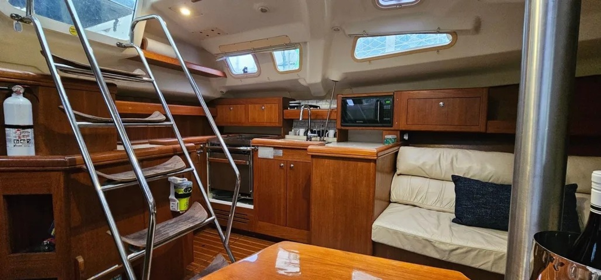 2002 Hunter 420 - Image 18