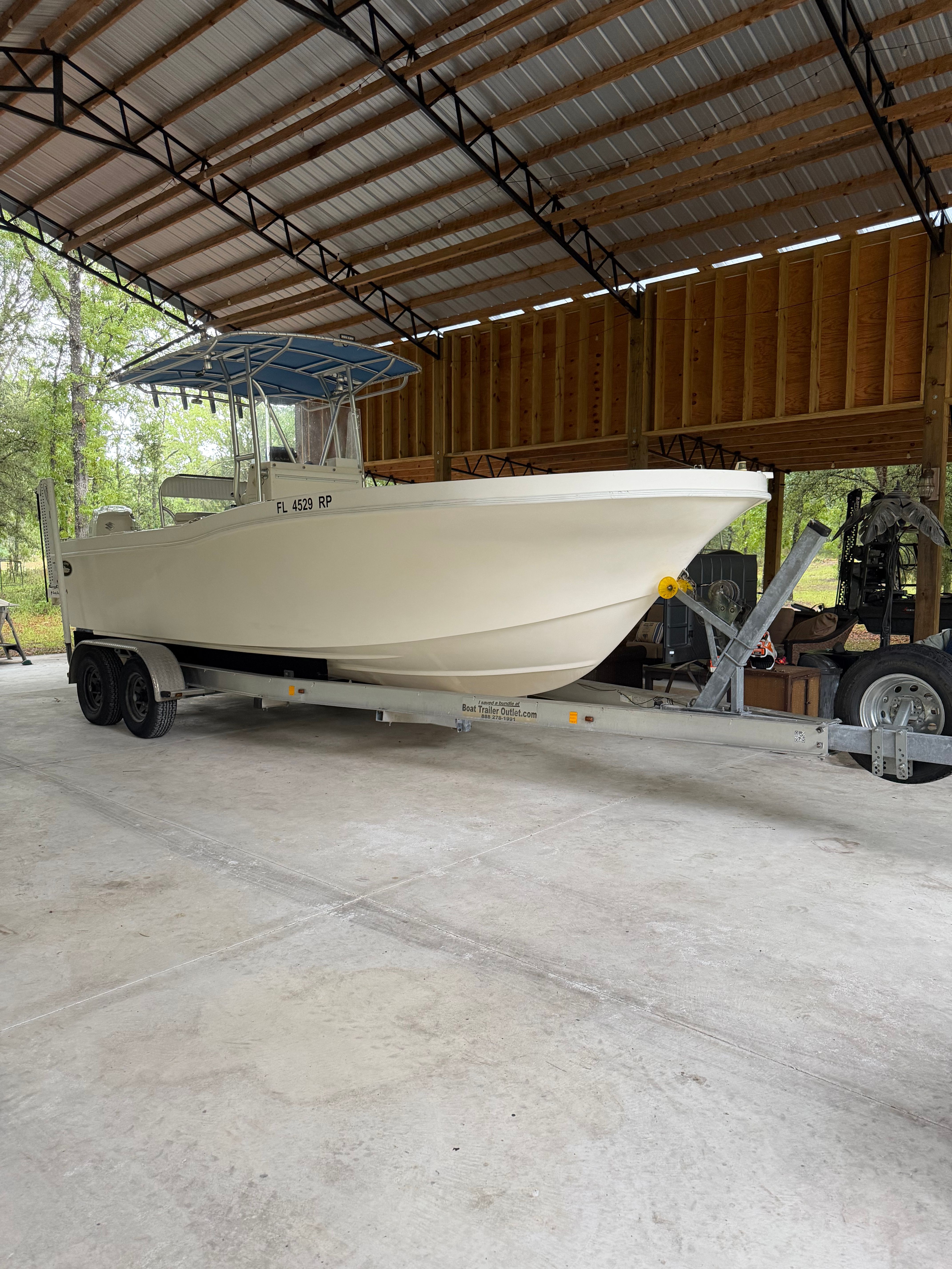 2018 Dusky 252 - 11