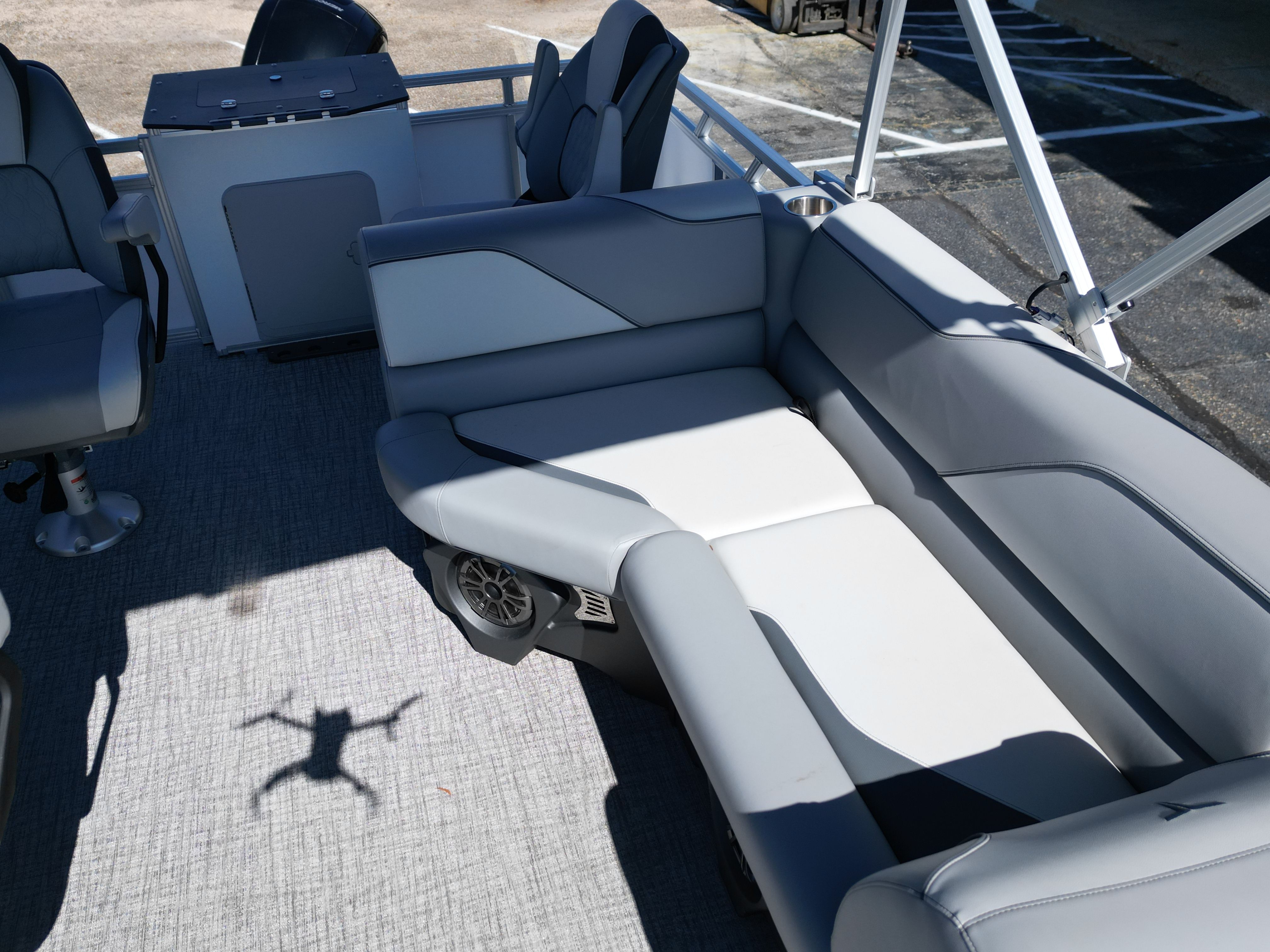 2025 Tahoe SPT FNC23T - 50