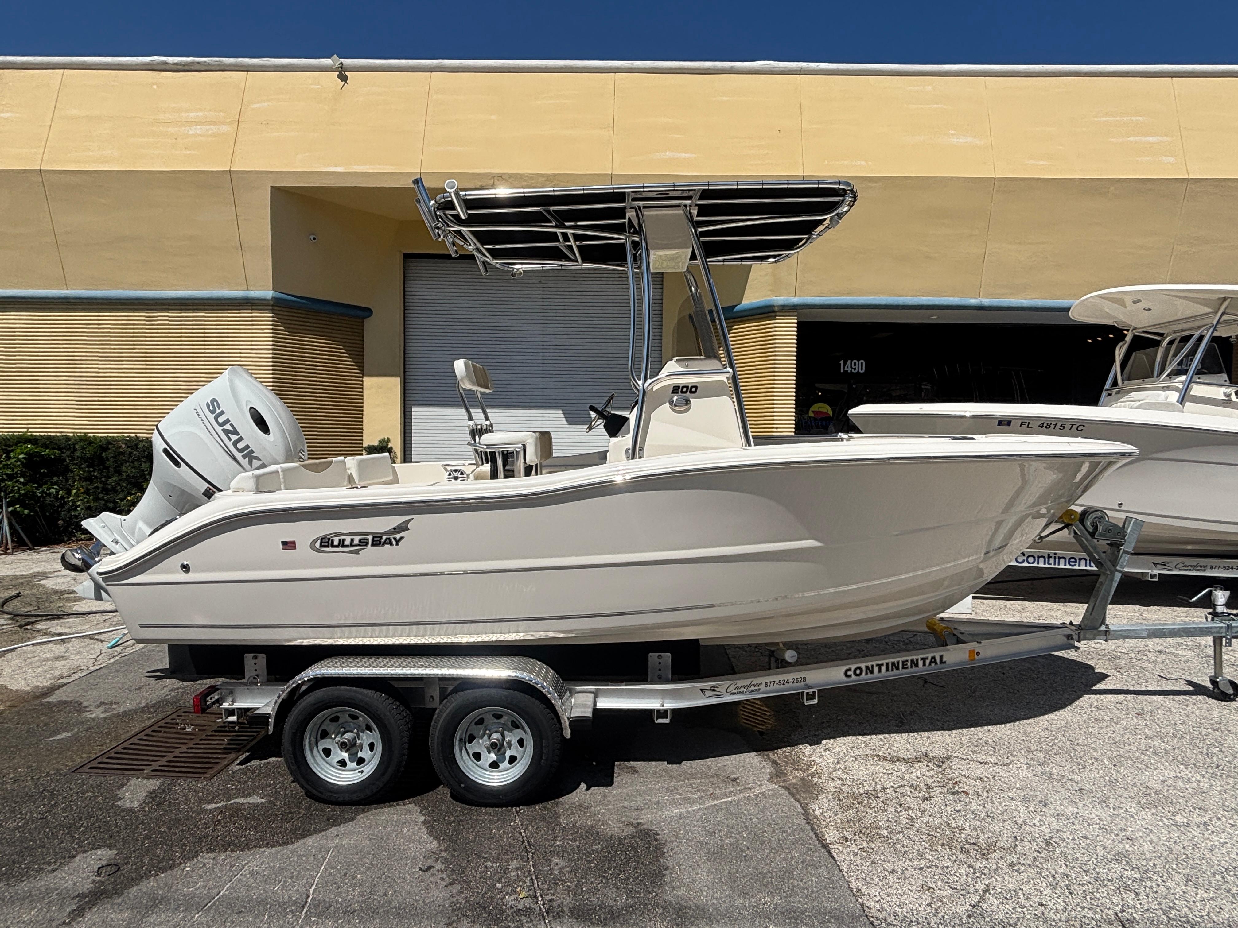 2025 Bulls Bay 200 Center Console