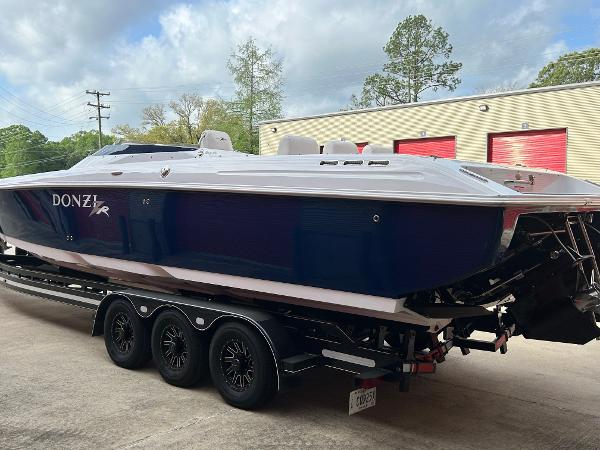 2008 Donzi 35 ZR - 7