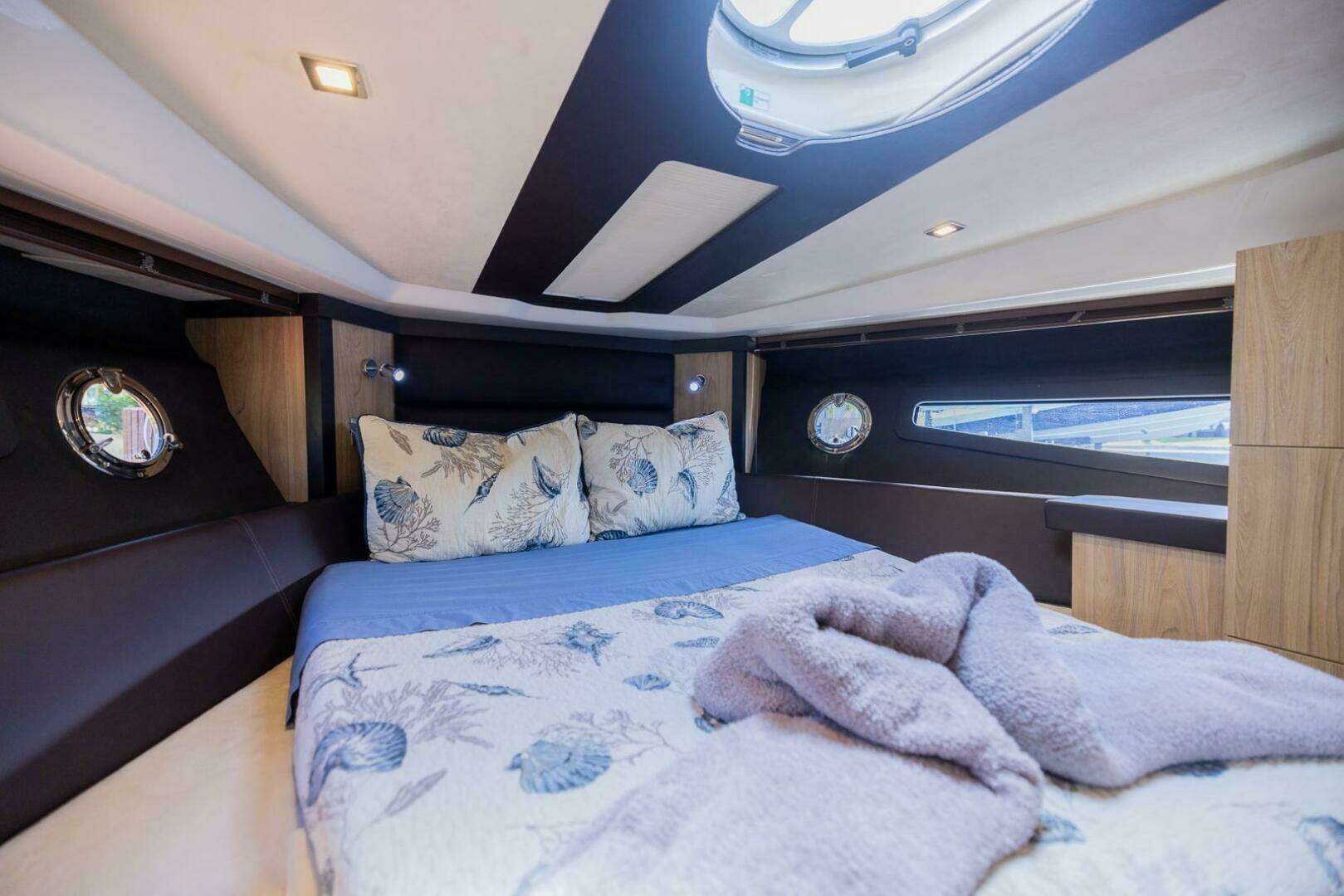 2014 Cranchi M 44 HT - Image 11