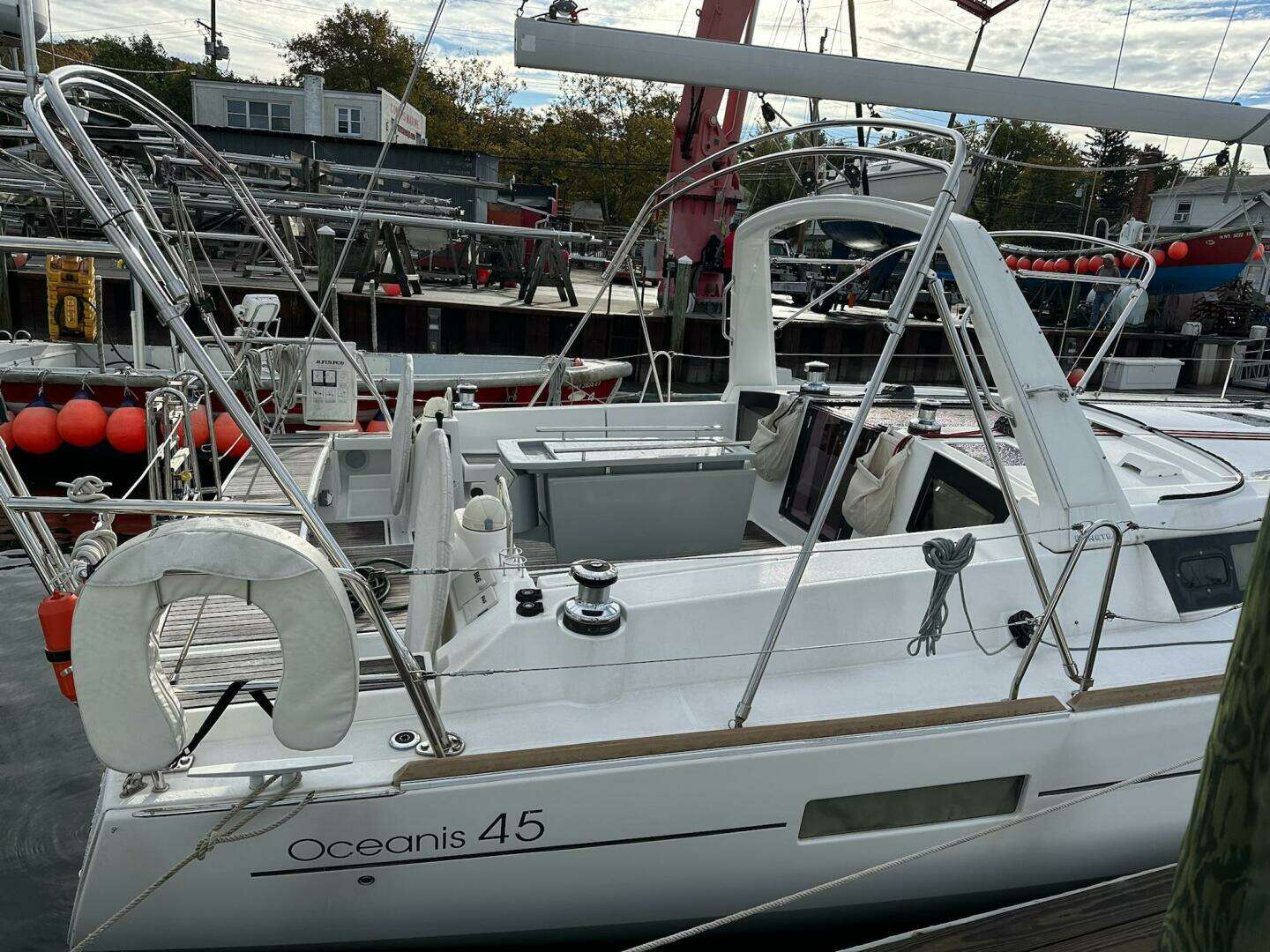 2017 Beneteau Oceanis 45 - Image 9