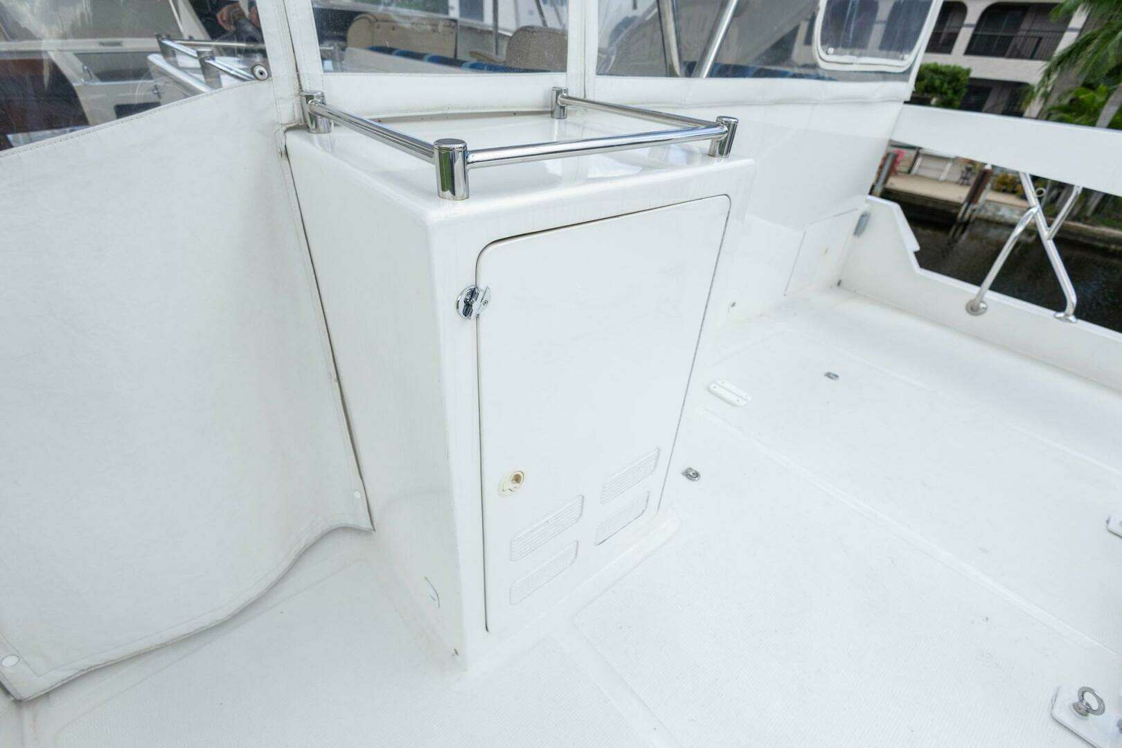 2005 Ocean Alexander Raised Pilothouse Flybridge Sedan - Image 35