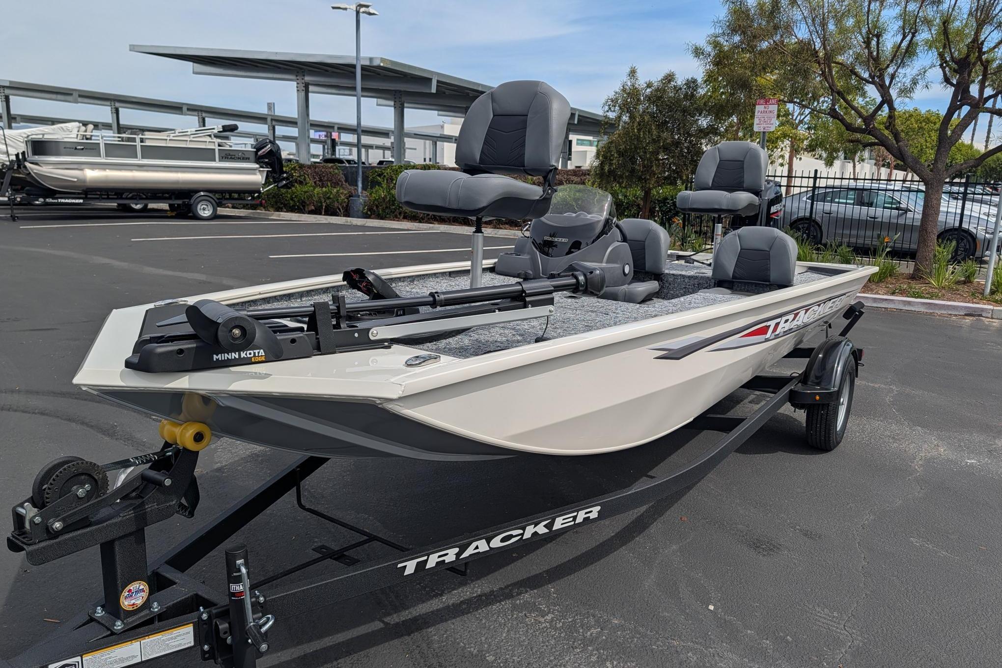 2026 Tracker Pro 170