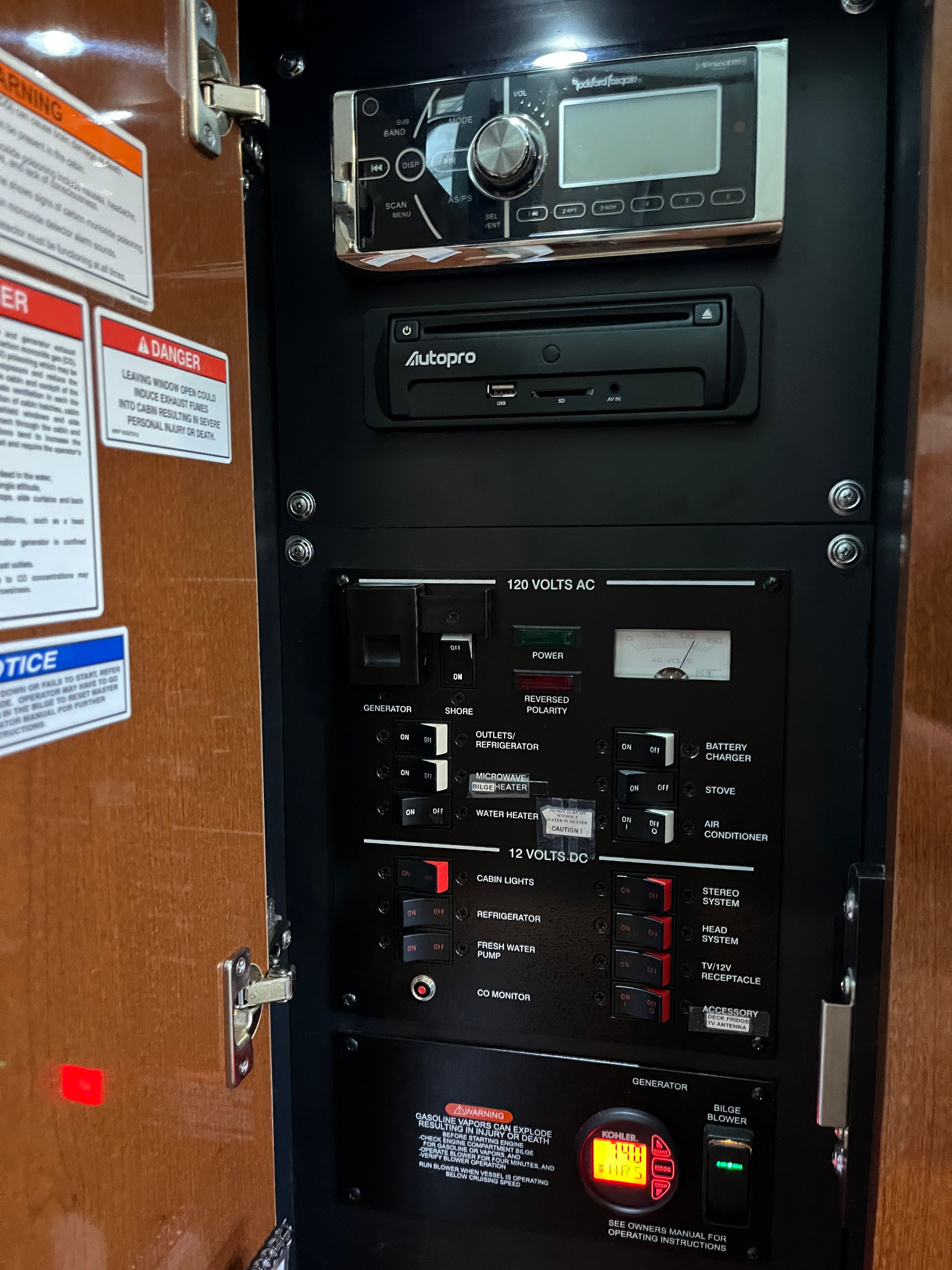 2014 Sea Ray Sundancer 280 - 48