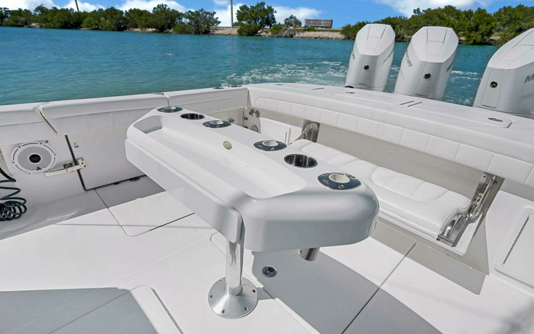 2018 Regulator 41 Center Console - Image 55