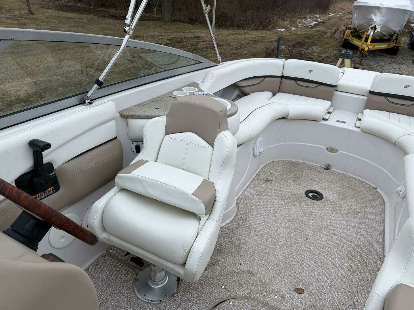 2005 Four Winns 250 Horizon - Image 22