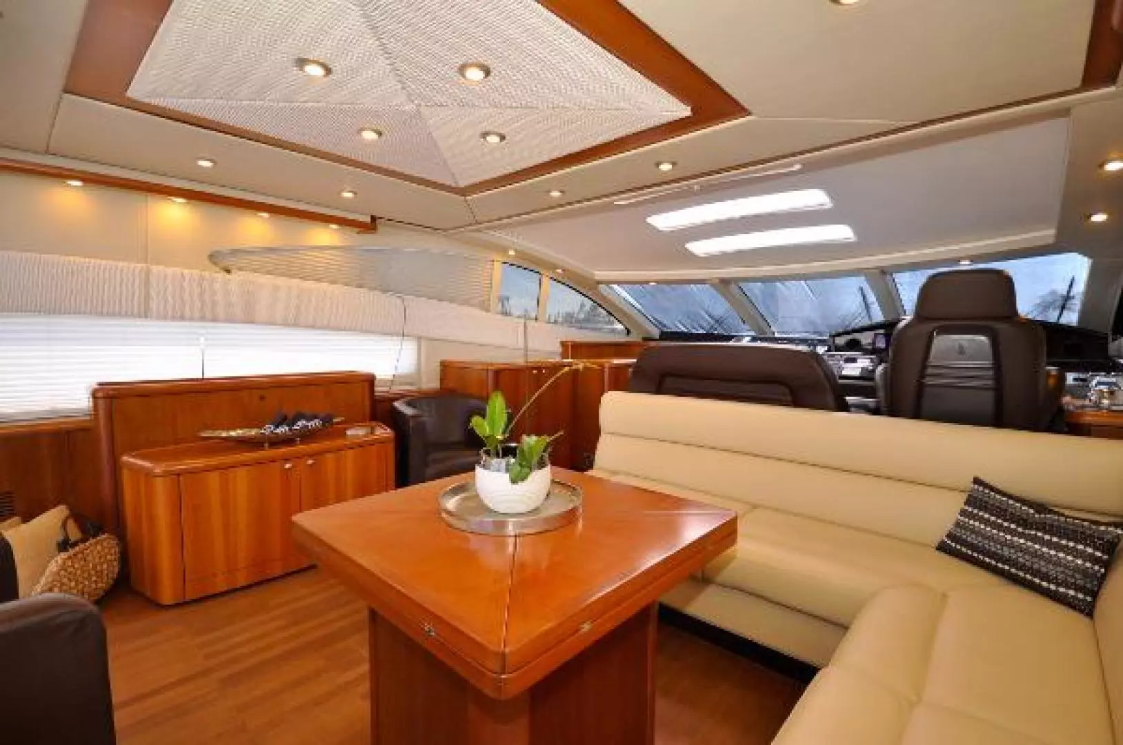 2006 Sunseeker Predator - Image 16