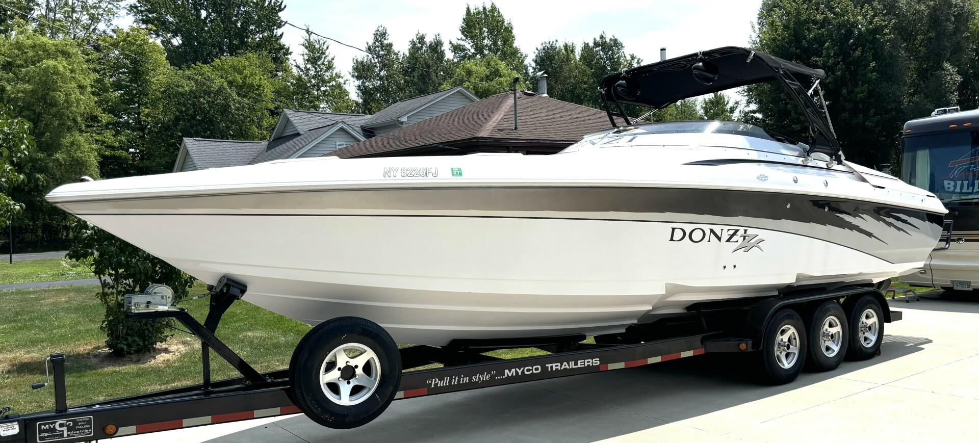 2005 Donzi 33 ZX