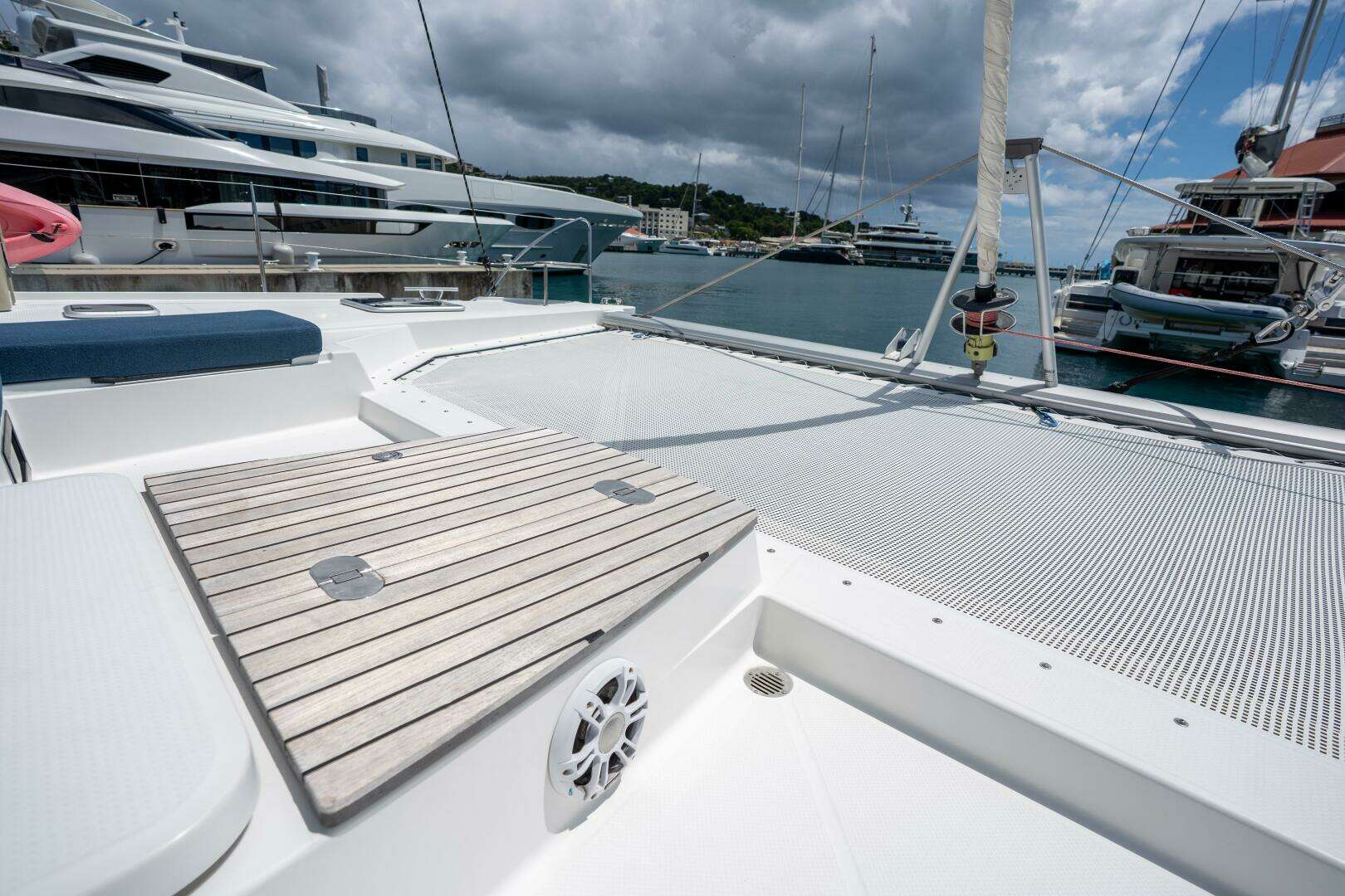 2020 Fountaine Pajot — - Image 4