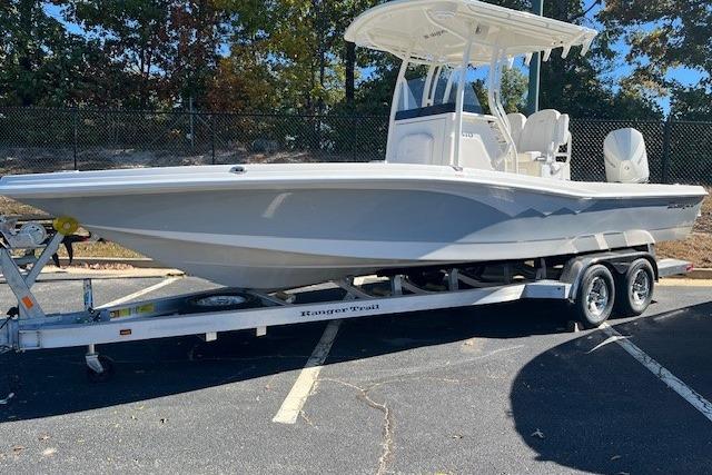 2025 Ranger 2510 Bay