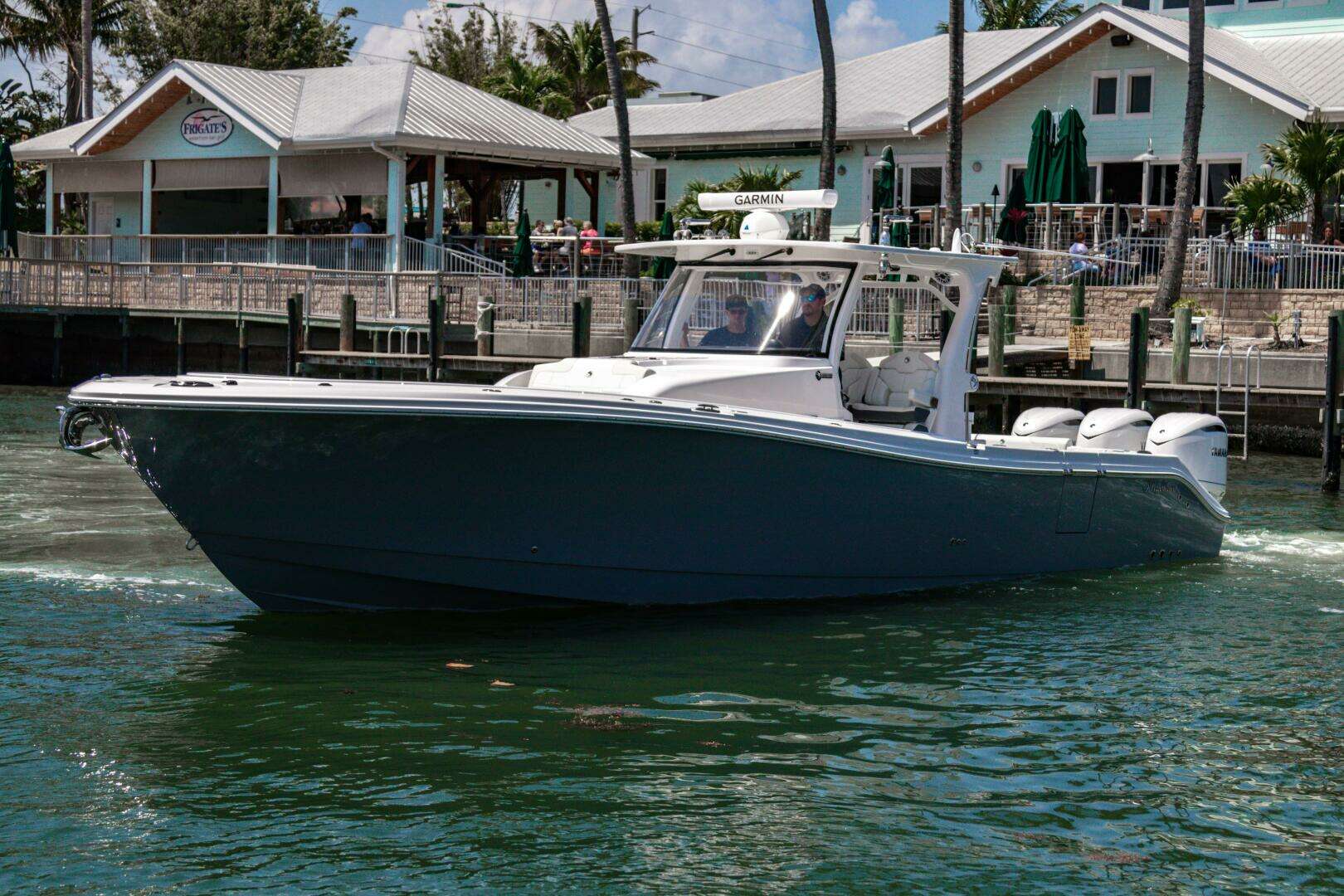 2025 Edgewater 370CC - Image 4