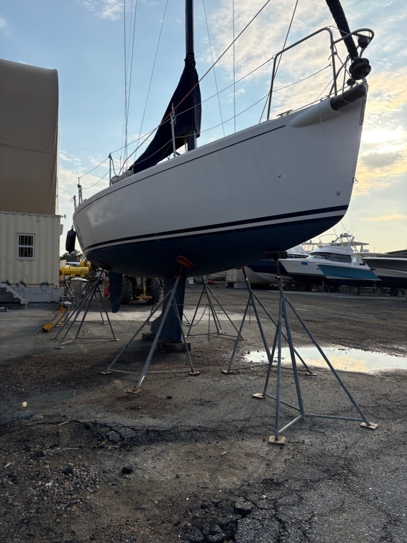2004 J Boats J/109 Shoal - Image 36