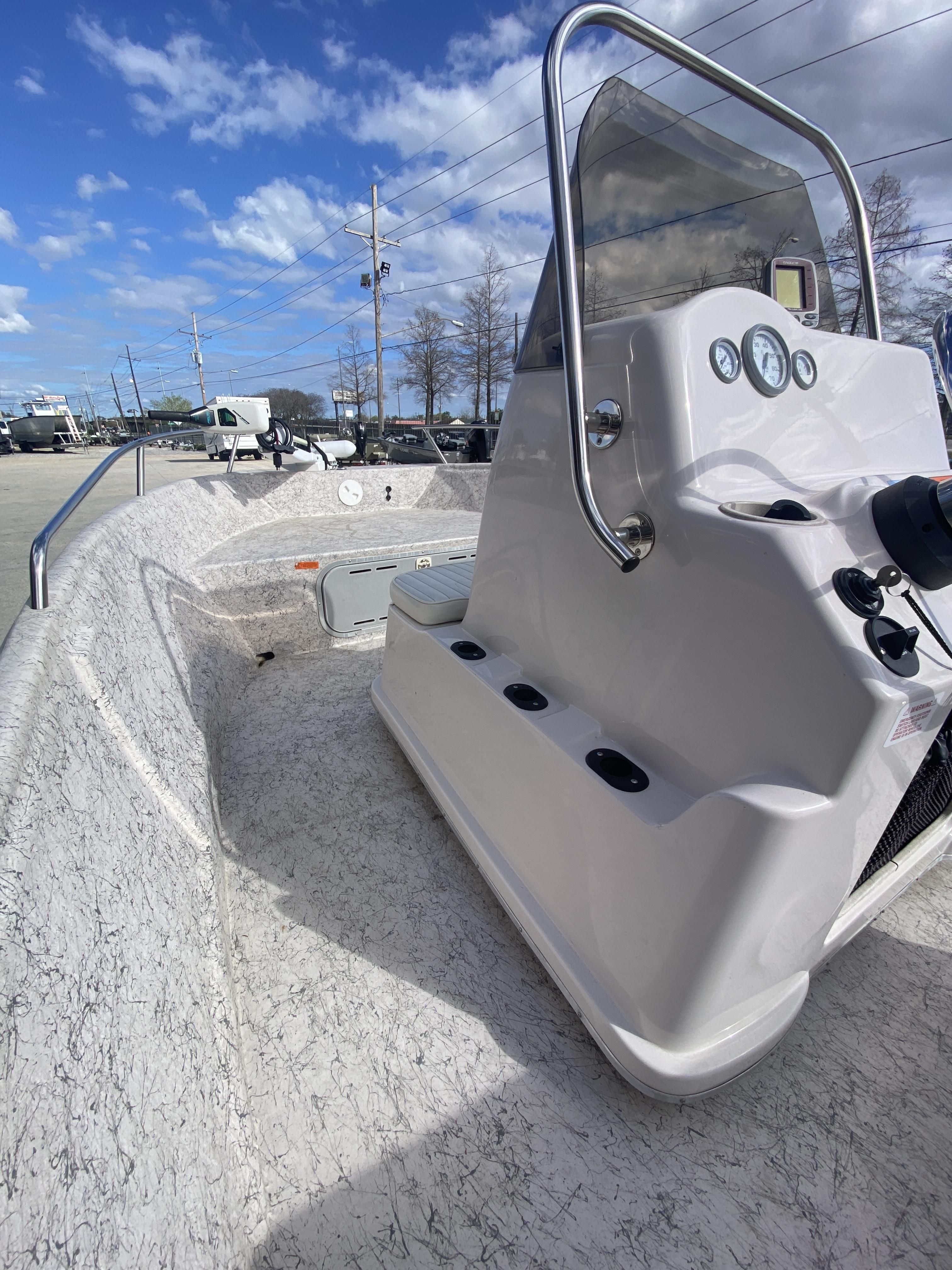 2001 Fishmaster 17' Travis Edition - 16