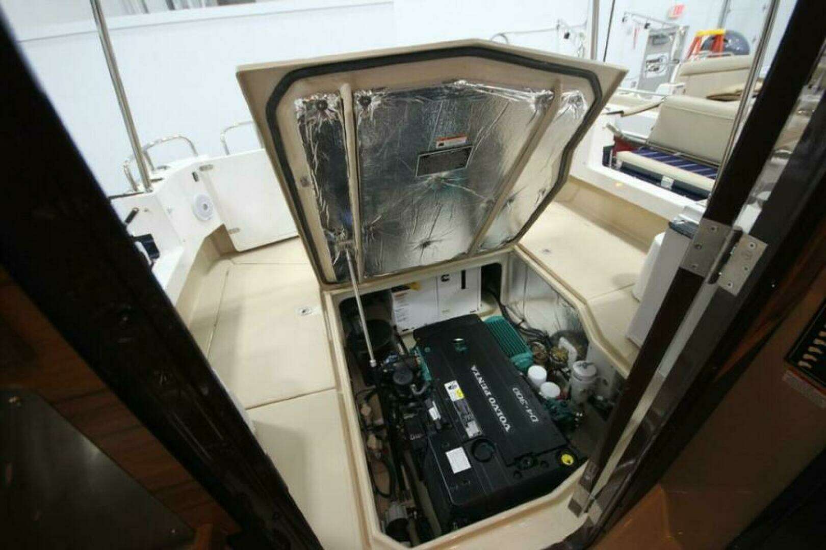 2026 Ranger Tugs R-31 Command Bridge Luxury Edition - Image 33