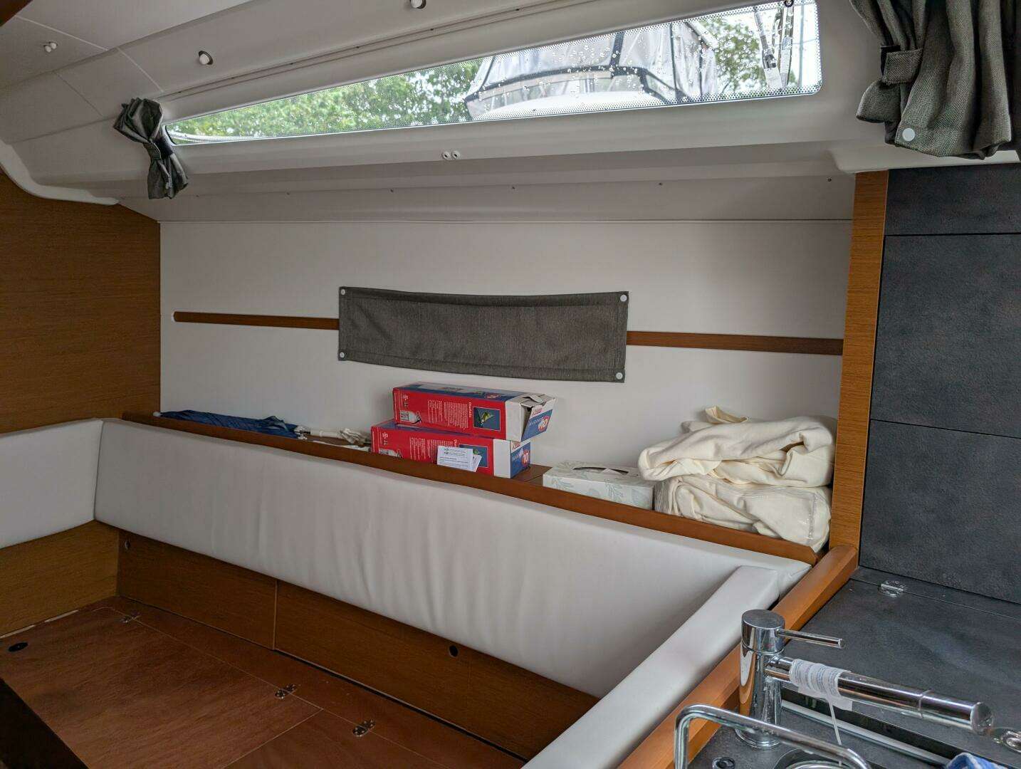 2021 Jeanneau Sun Odyssey 349 - Image 18