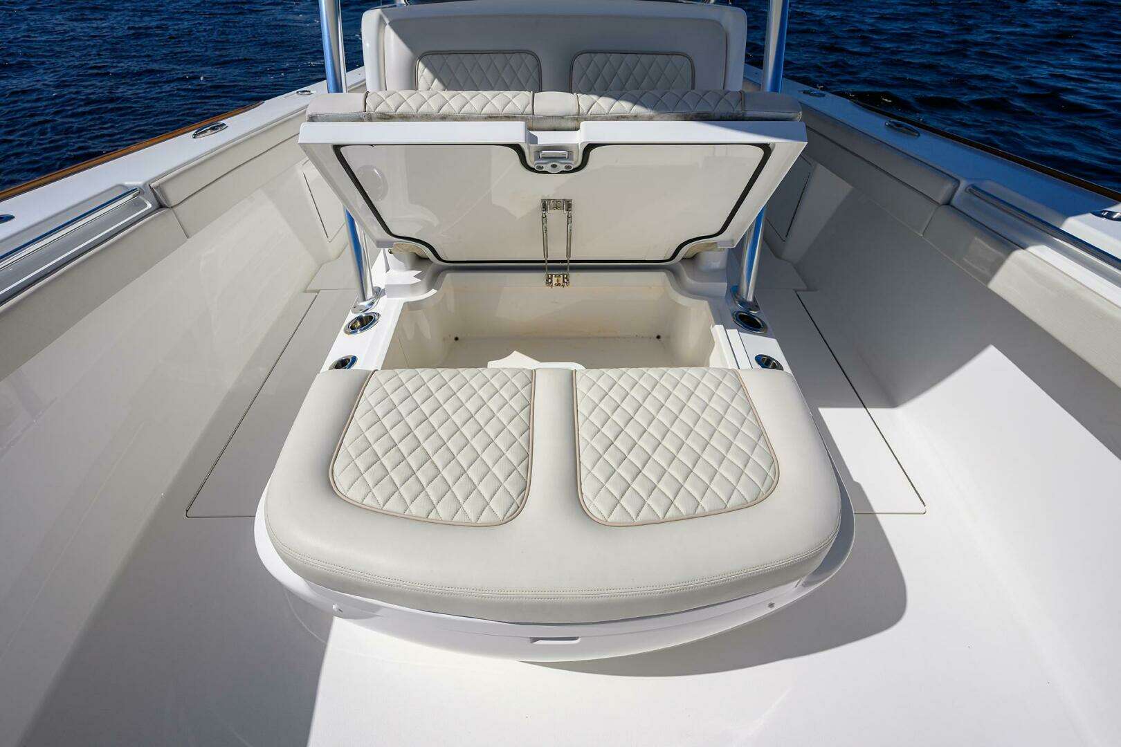 2022 Valhalla Boatworks V-41 - Image 16