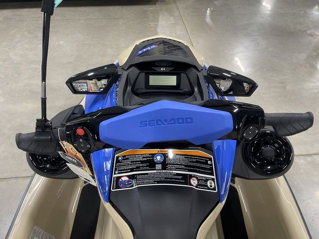 2026 Sea-Doo Wake 170 BRP Premium Audio, iDF, iBR - 15