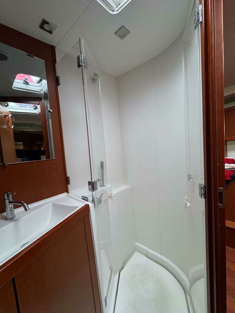 2017 Beneteau Oceanis 45 - Image 57