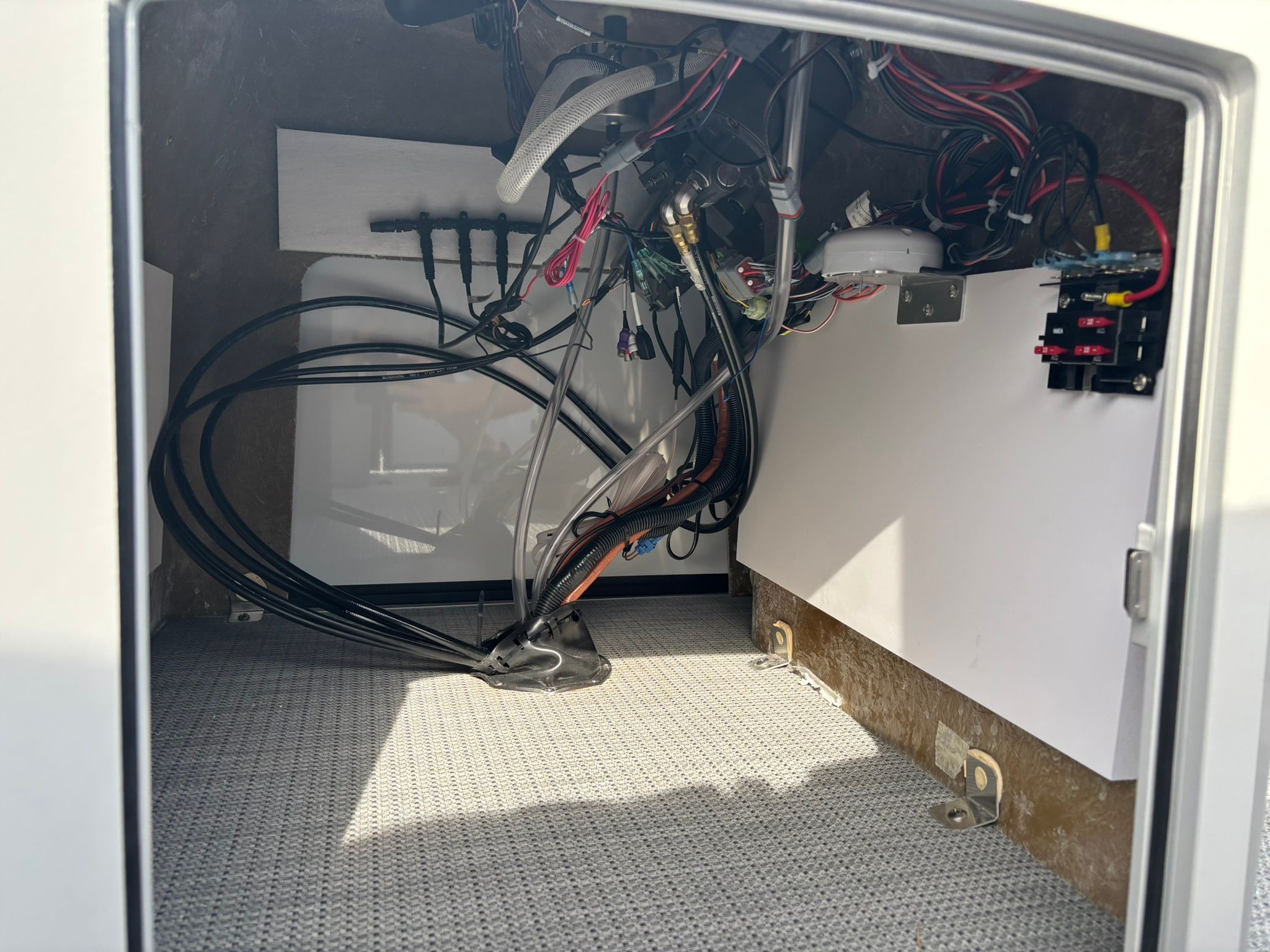 2027 Bentley Pontoons 223 Bolt - 14