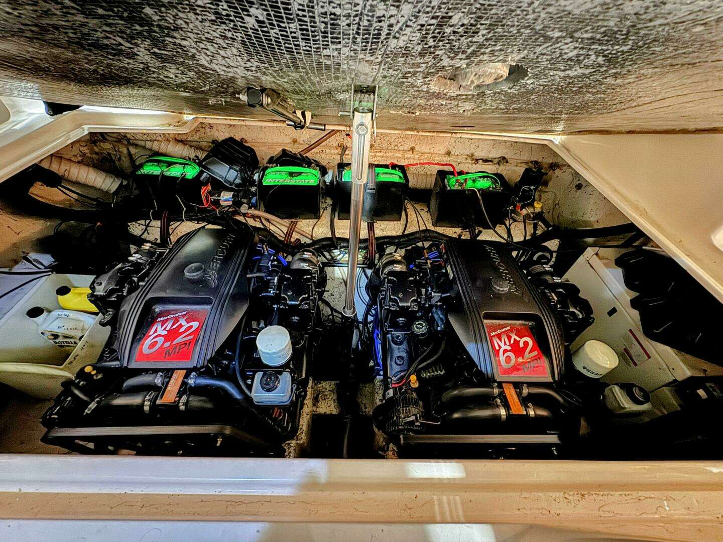 2002 Rinker 342 Fiesta Vee - Image 34
