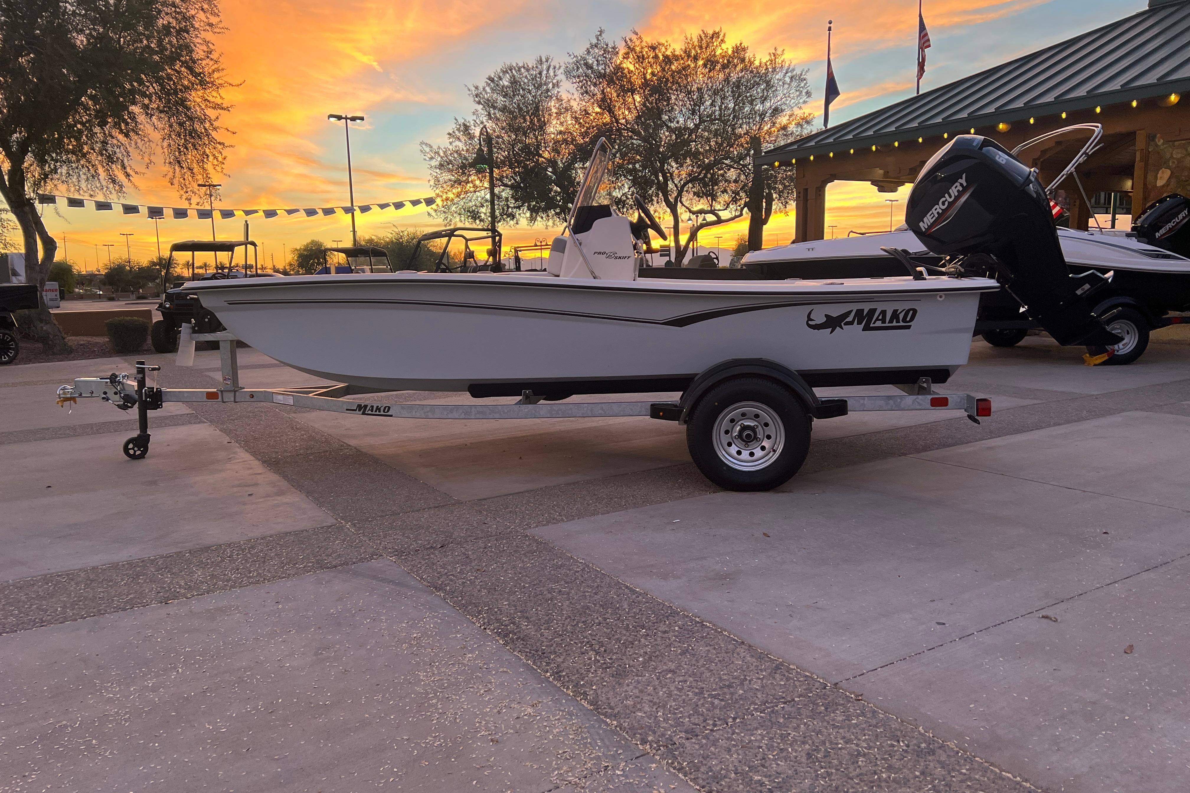 2025 Mako Pro Skiff 15 CC