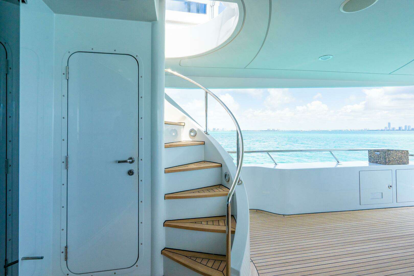 2004 Crescent Raised Pilothouse - Image 62