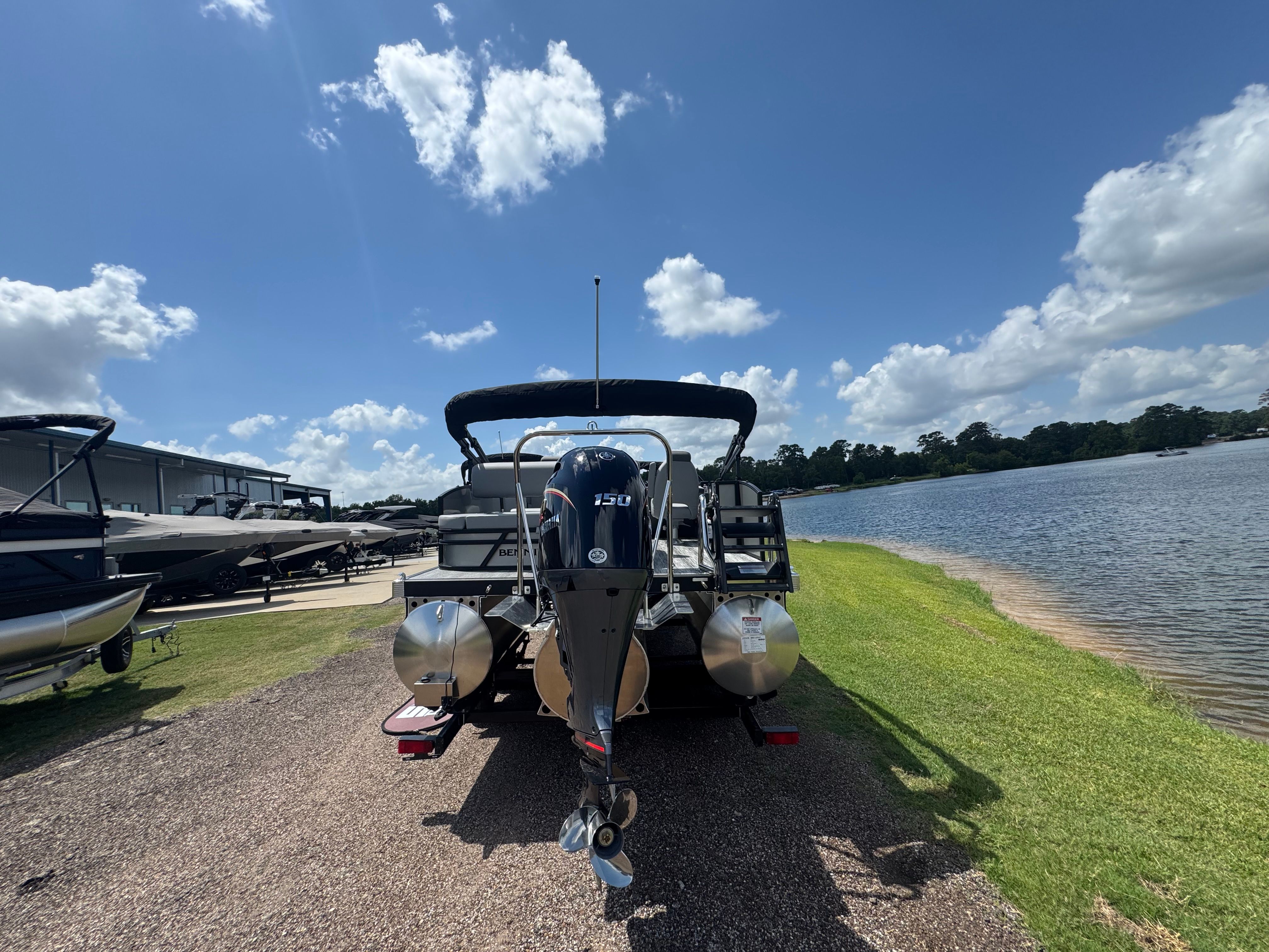 2026 BENNINGTON 22 SSB - Image 3