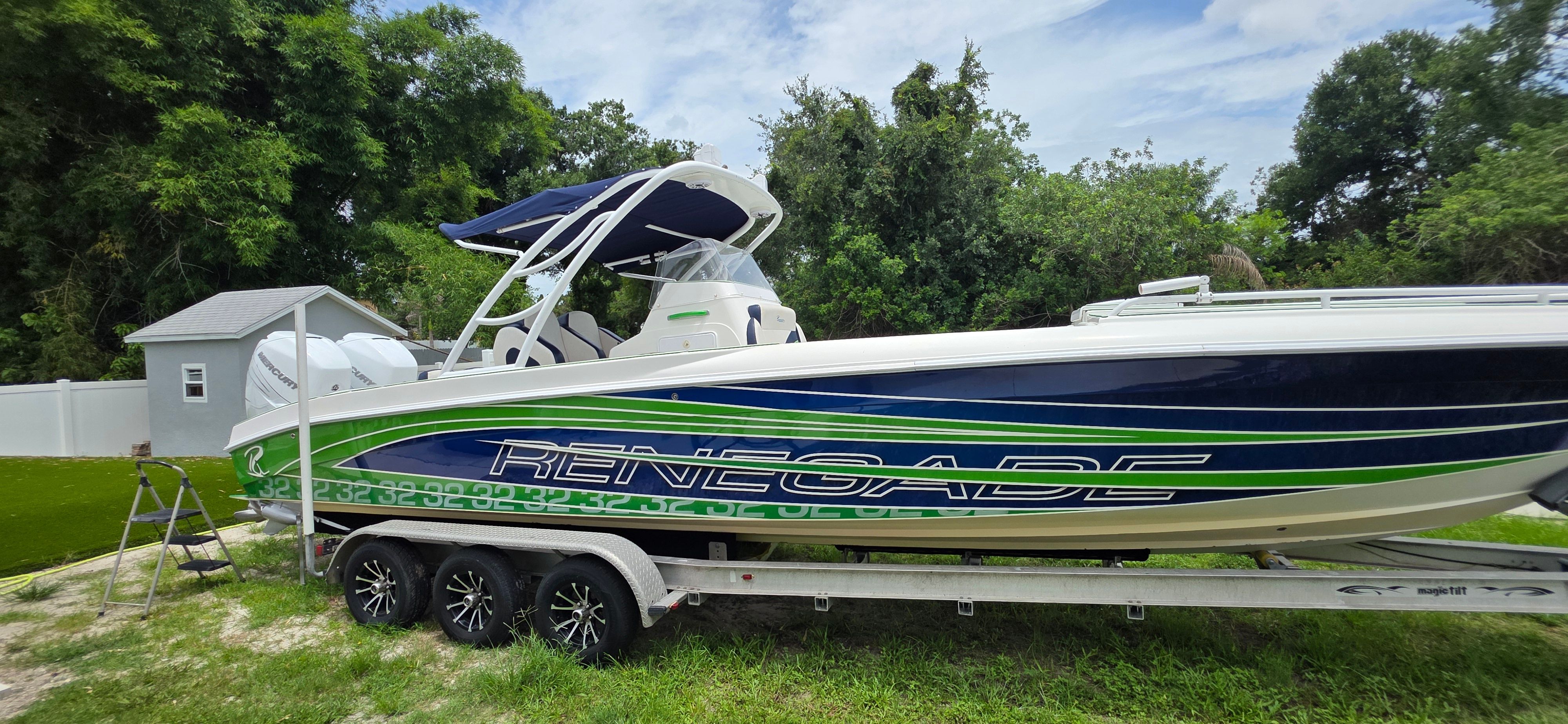 2013 Renegade 32 Ft Renegade