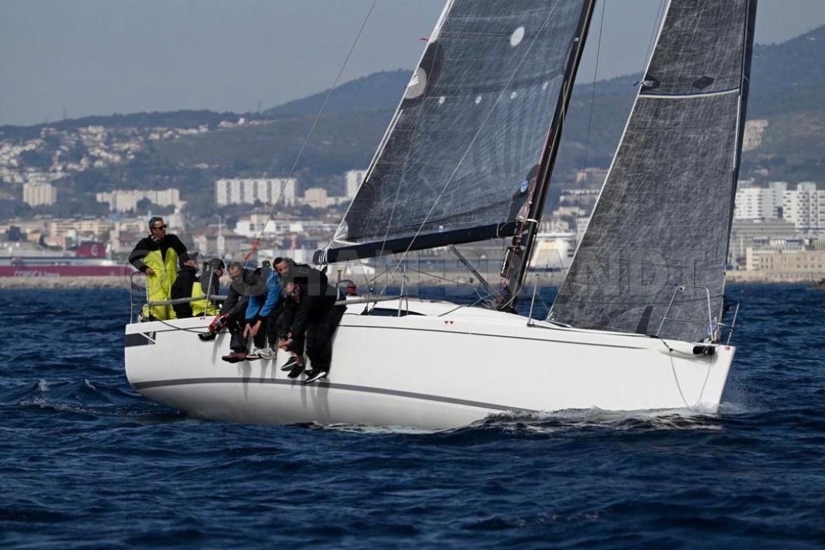 2013 J Boats J/111