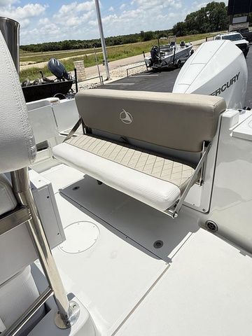 2024 Crownline 210 CC Finseeker - 5