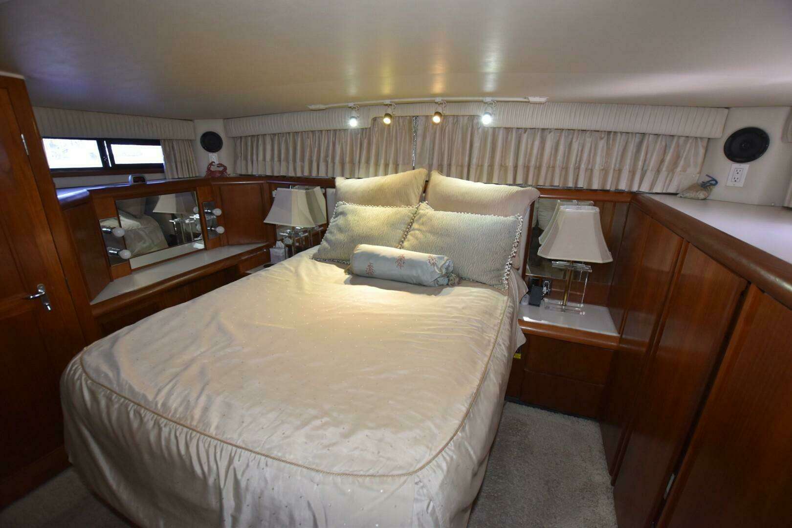 1990 Californian 45 Motoryacht - Image 16