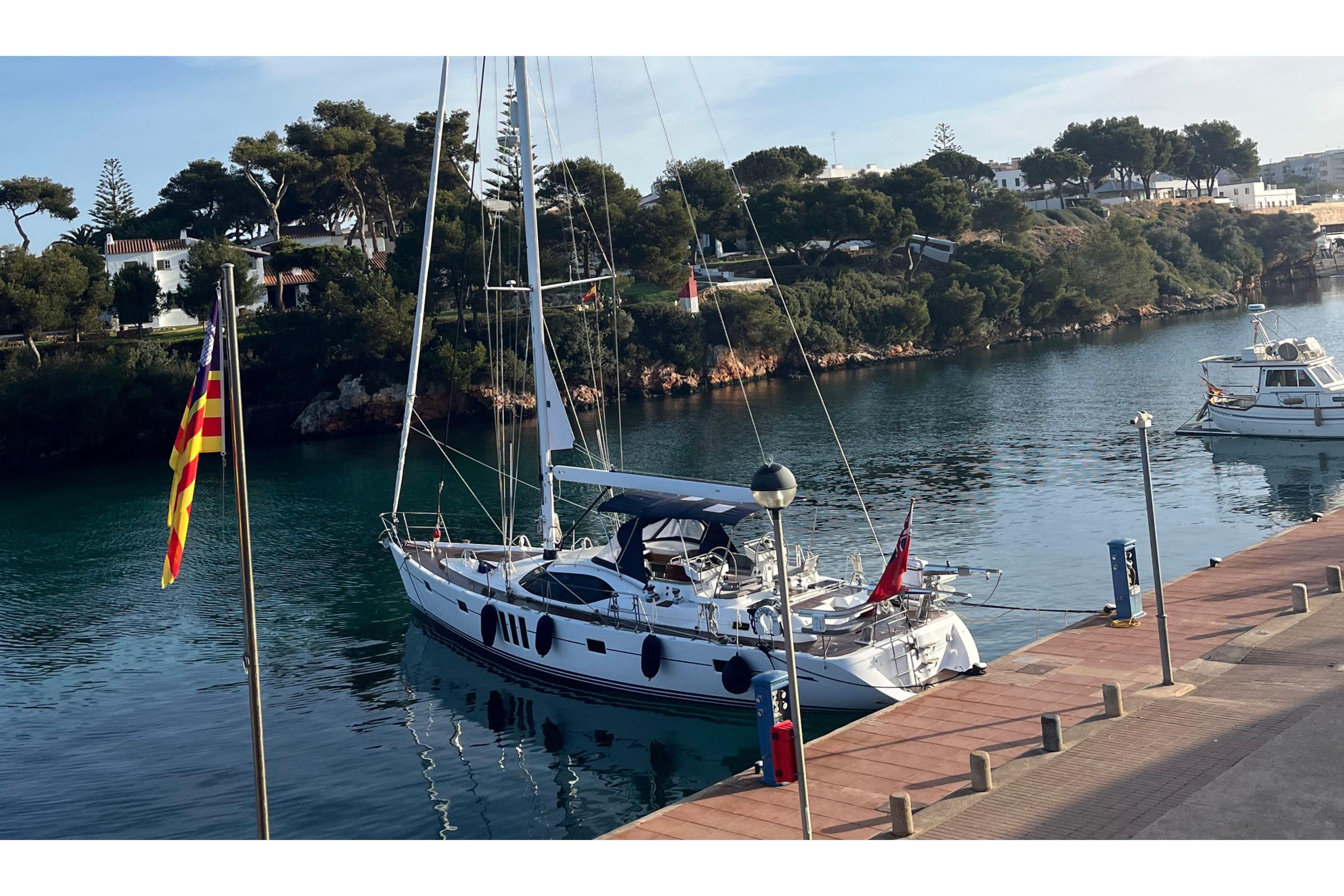 2014 Oyster 575