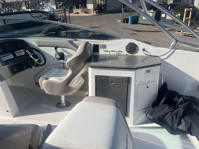 2014 Hurricane SunDeck 2690 OB - 6