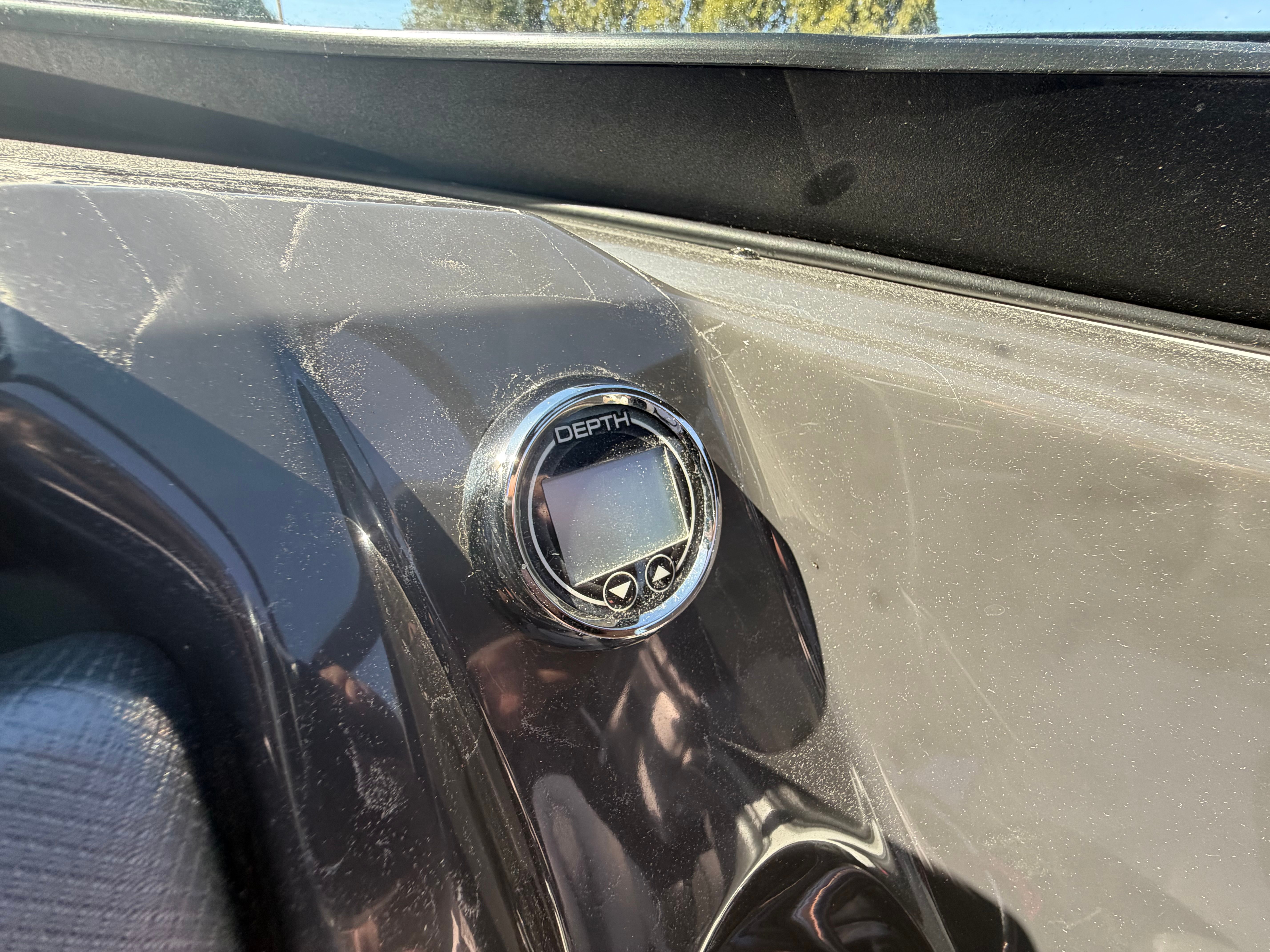2019 Monterey 224FS - 43