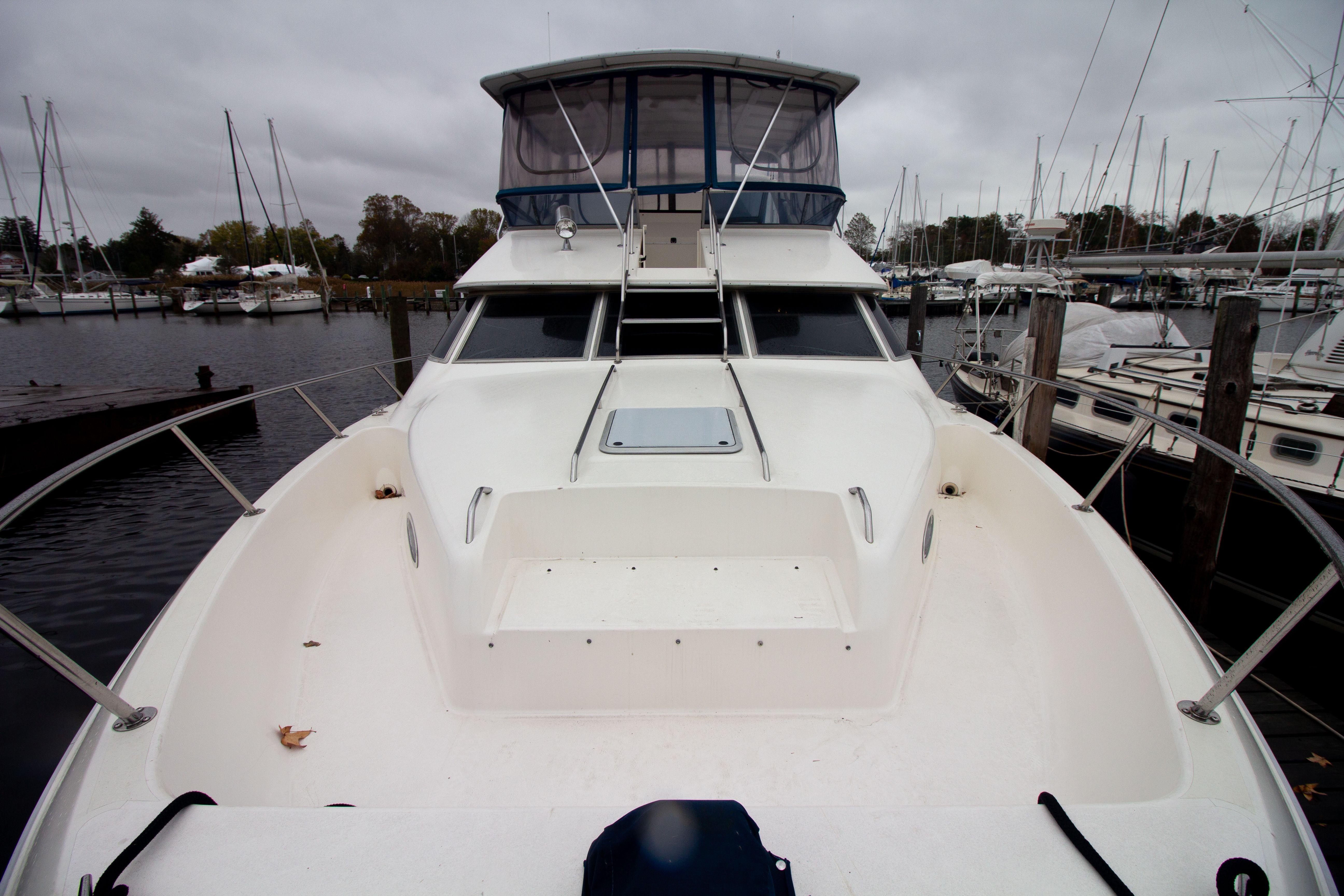 1993 Sea Ray 440 Express Bridge - 37
