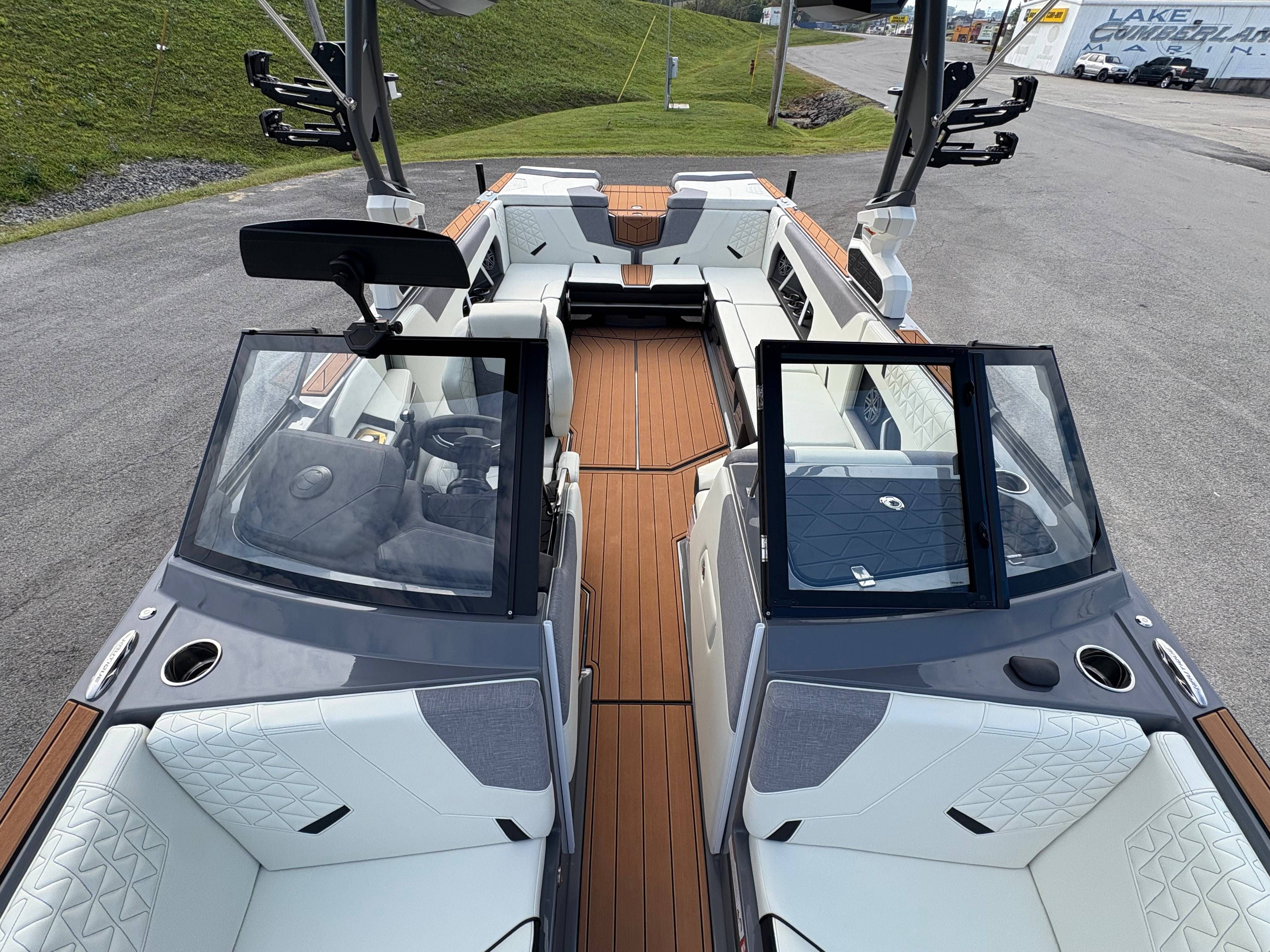 2026 Nautique GS24 - 39